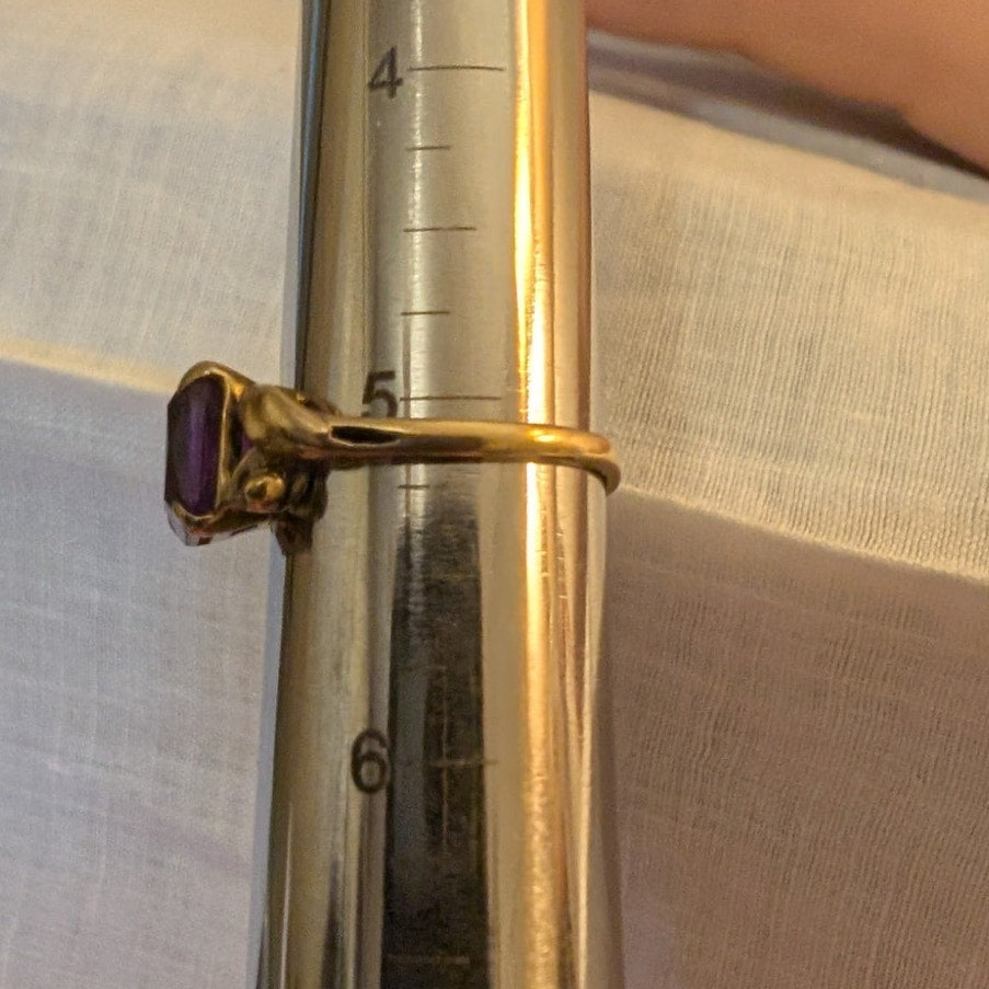 Vintage Dasun 10K Yellow Gold Purple Sapphire Ring Size 5