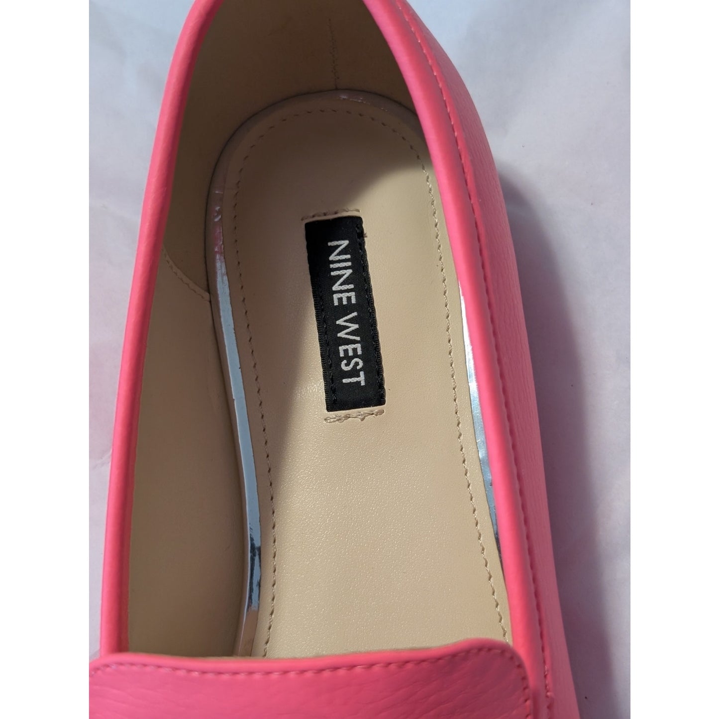 Nine West Neon Pink Silver Chain Round Toe Loafer Women's Size 8.5