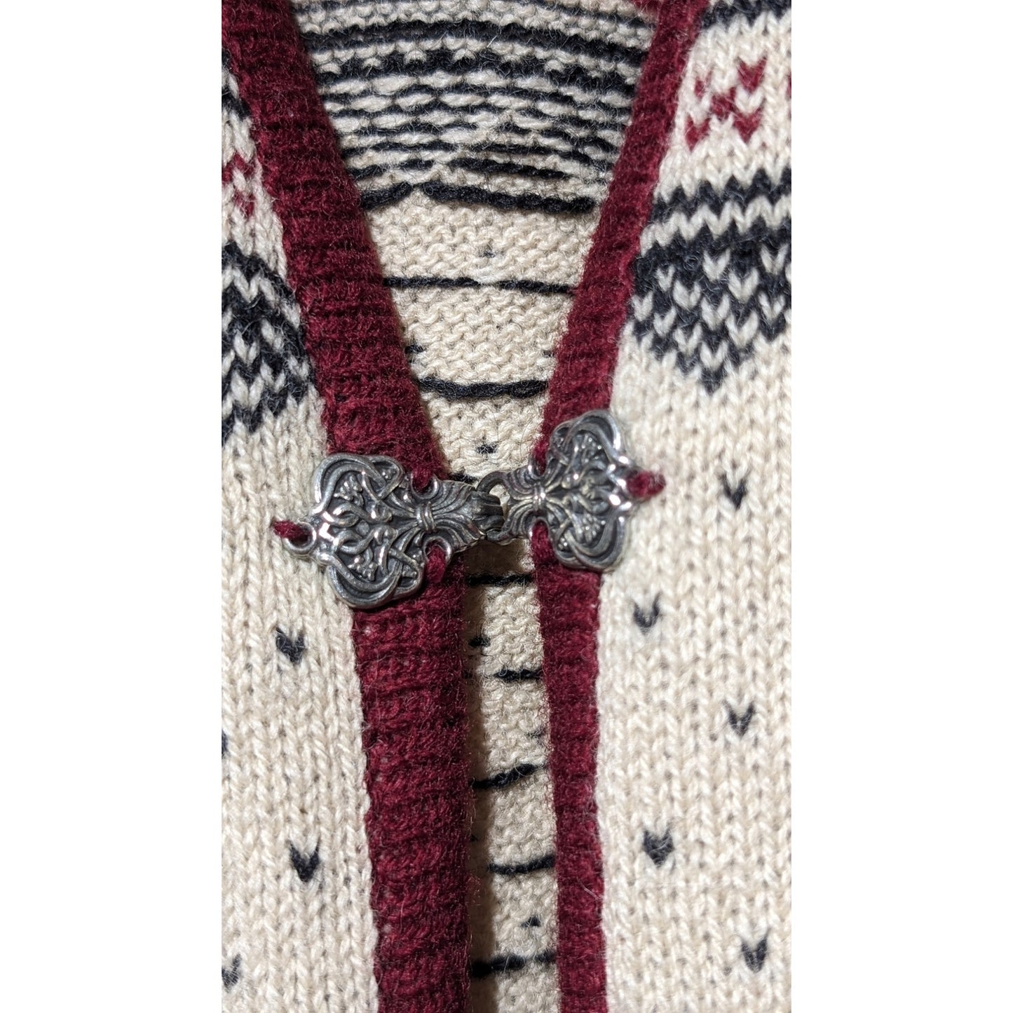 Dia Bristol, Vermont 100% Wool Knit Hook & Eye Closure Made in Estonia Sz S