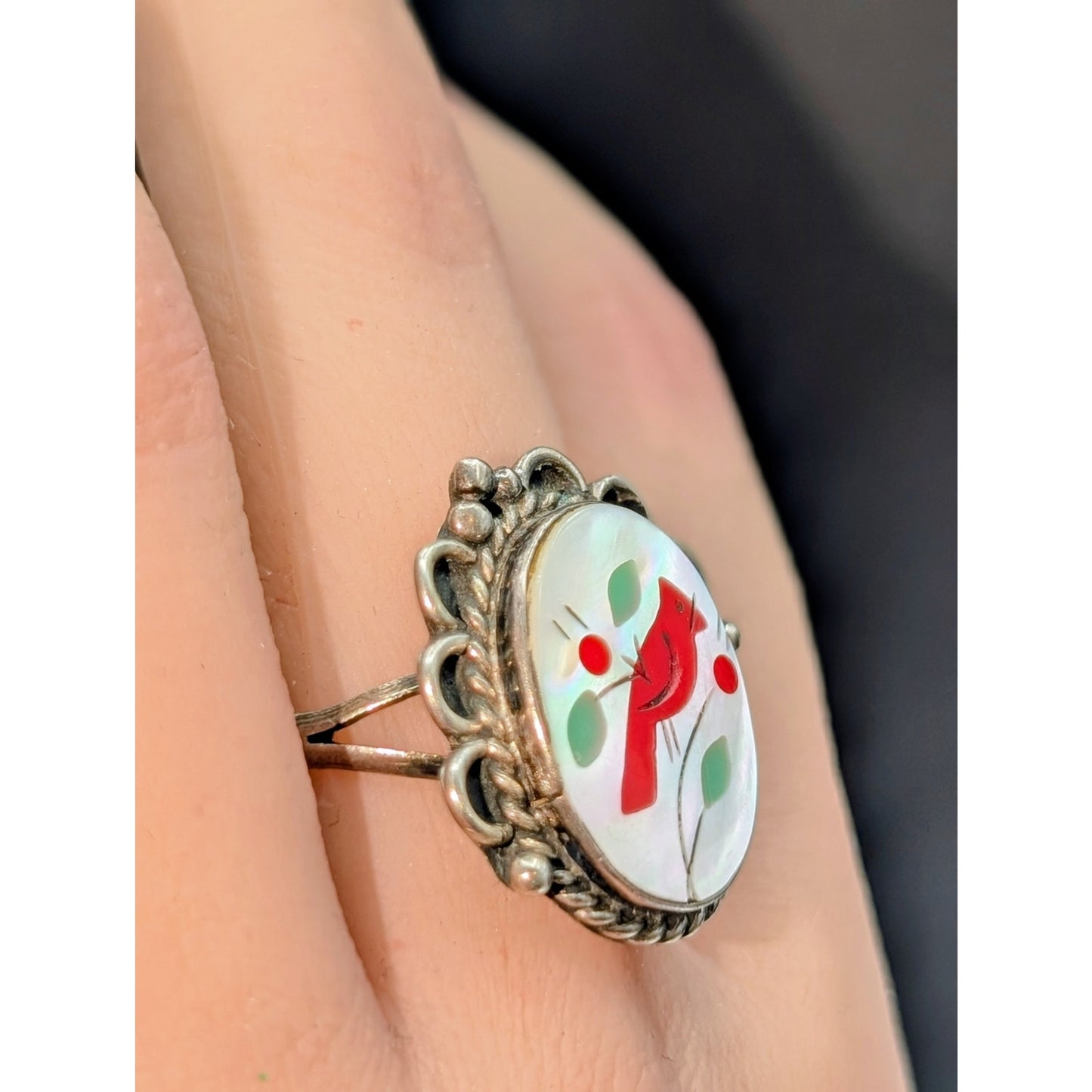 Vtg Southwest Mother of Pearl Inlay Cardinal 925 Sterling Silver Ring Size 6.25