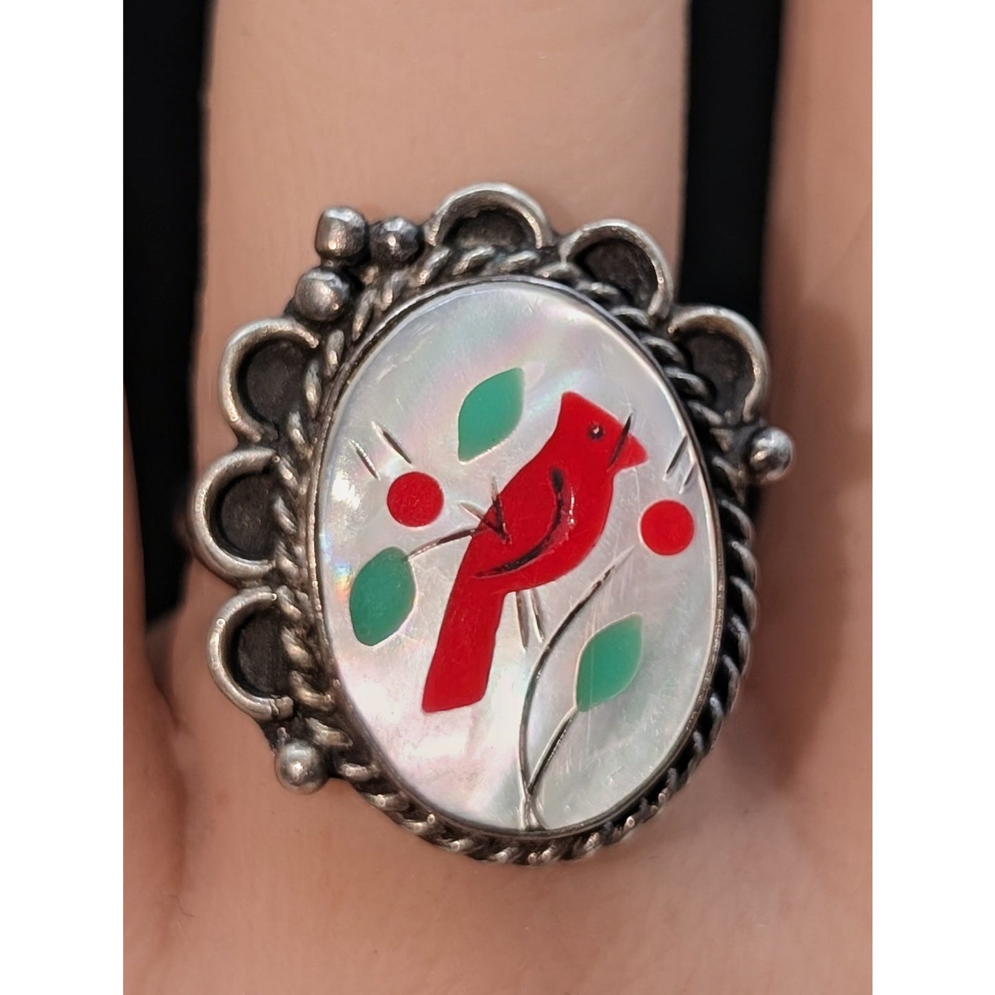 Vtg Southwest Mother of Pearl Inlay Cardinal 925 Sterling Silver Ring Size 6.25