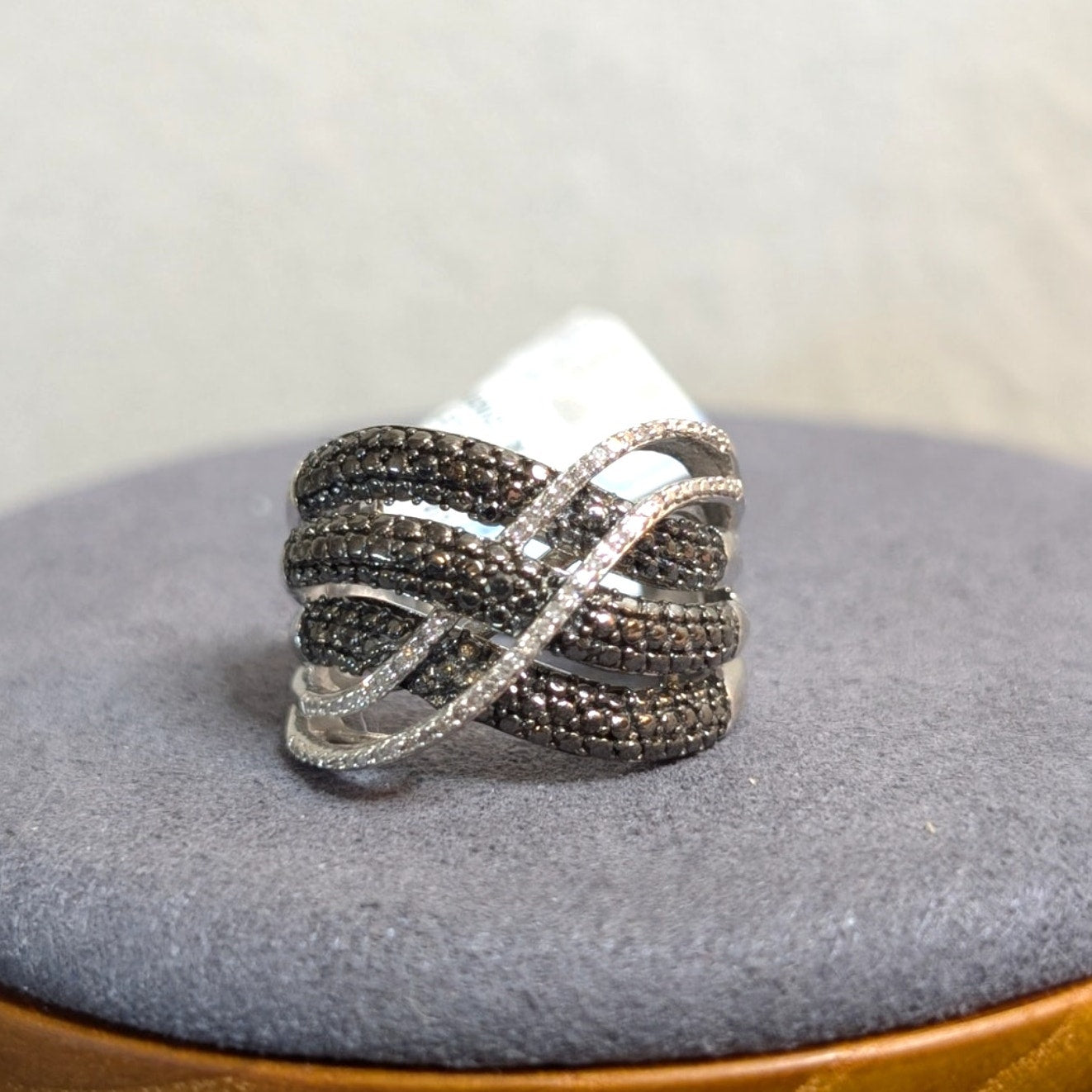 NWT Sterling Silver Black & White 1/10 CTTW Color Enhanced Diamond Ring Sz 6.75