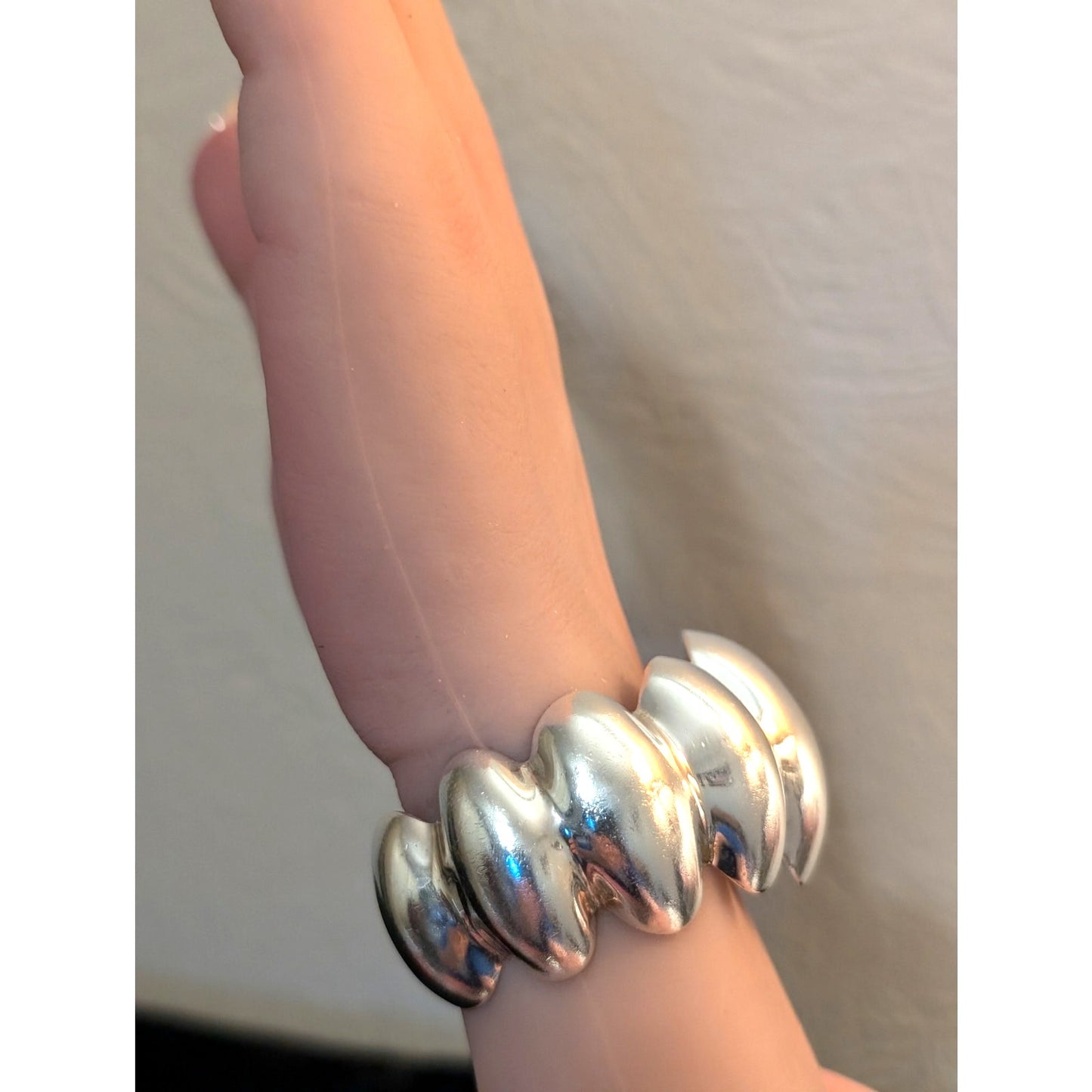 VTG TS-79 Taxco 925 Mexico Modern Sterling Silver Wide Scalloped Cuff Bracelet