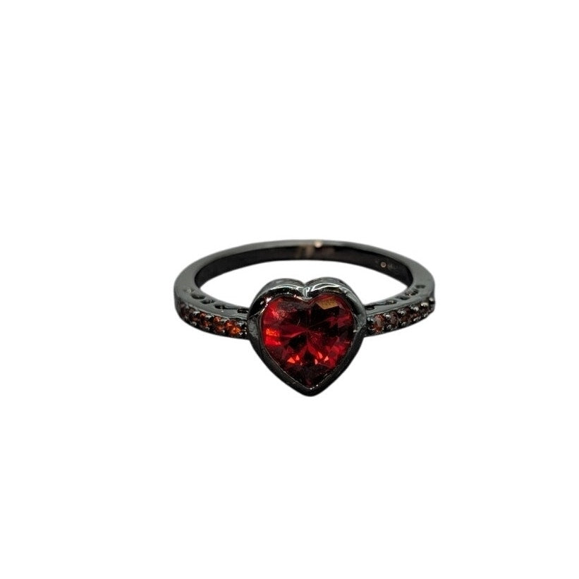 925 Sterling Gun Metal Tone Red Glass Stone Heart Ring Size 9.5