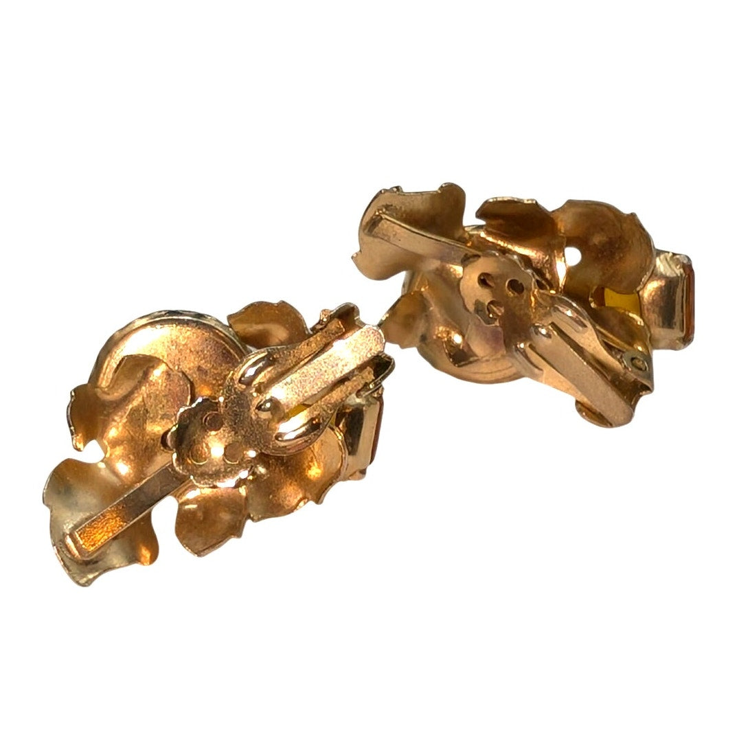 Vtg Unsigned Colors of Fall Rhinestone Faux Pearl 3D Gold Tone Clip On Earrings