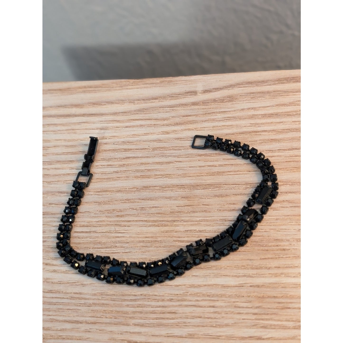 Vtg Three Pc Black Crystal Glass Beaded Leaf Brooch Button Earrings & Bracelet