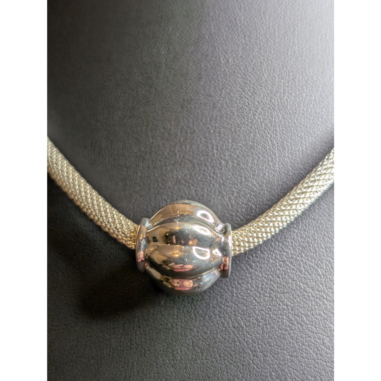 Vintage 925 Sterling Silver Round Fluted Ribbed Bead 18" Mesh Chain Necklace