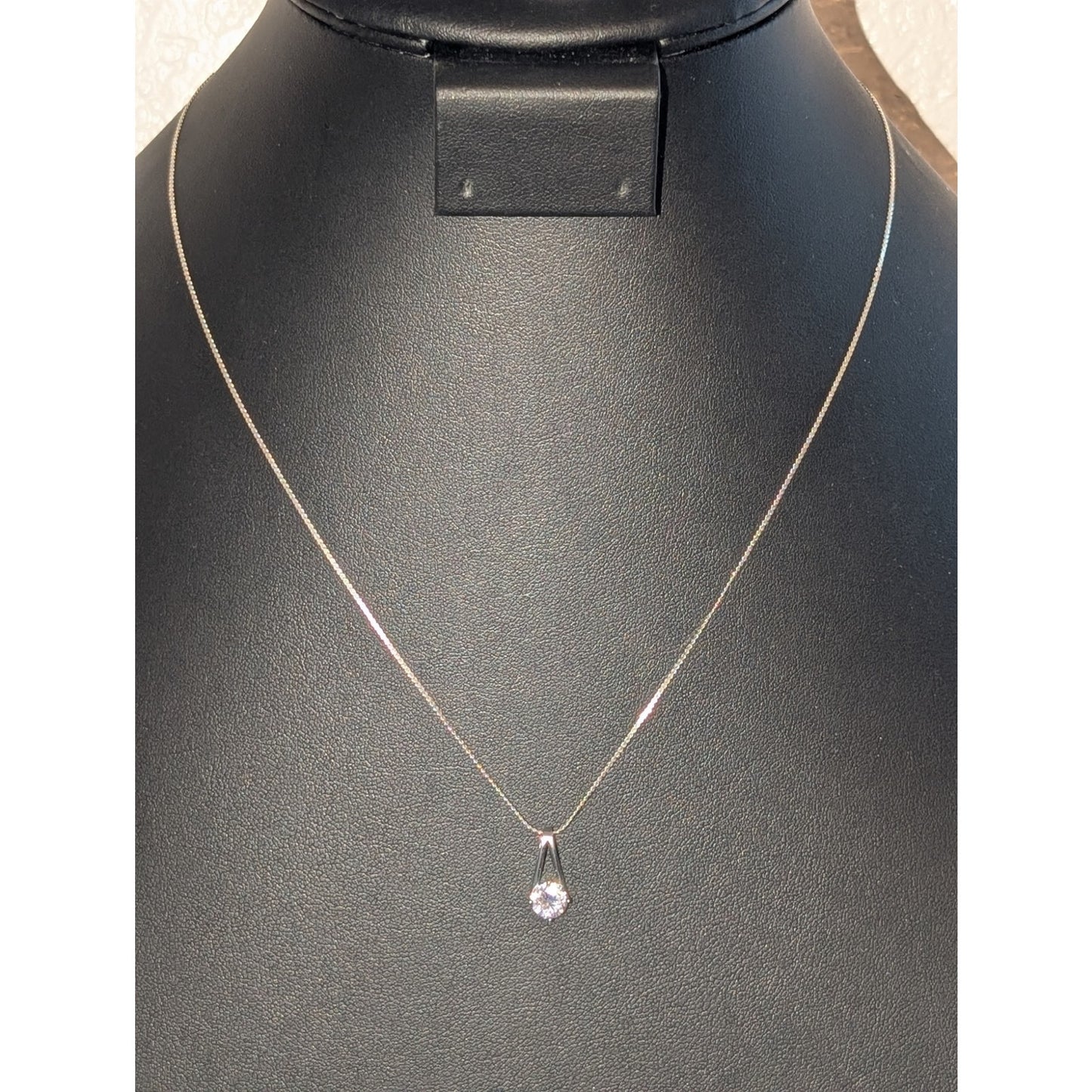 925 Sterling Silver Solitaire CZ Pendant Chain 18" Necklace