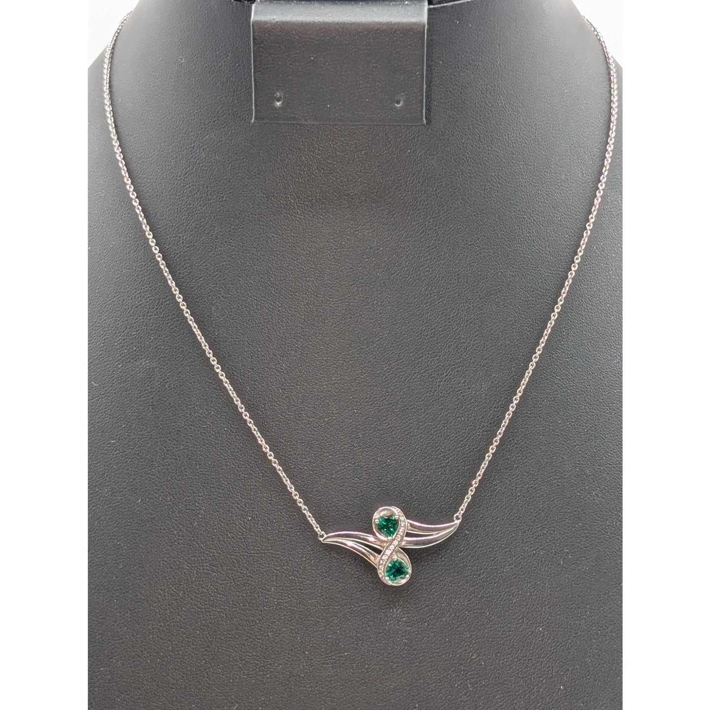 Green Zirconia White Created Sapphire 925 Sterling 2 Heart Infinity Necklace
