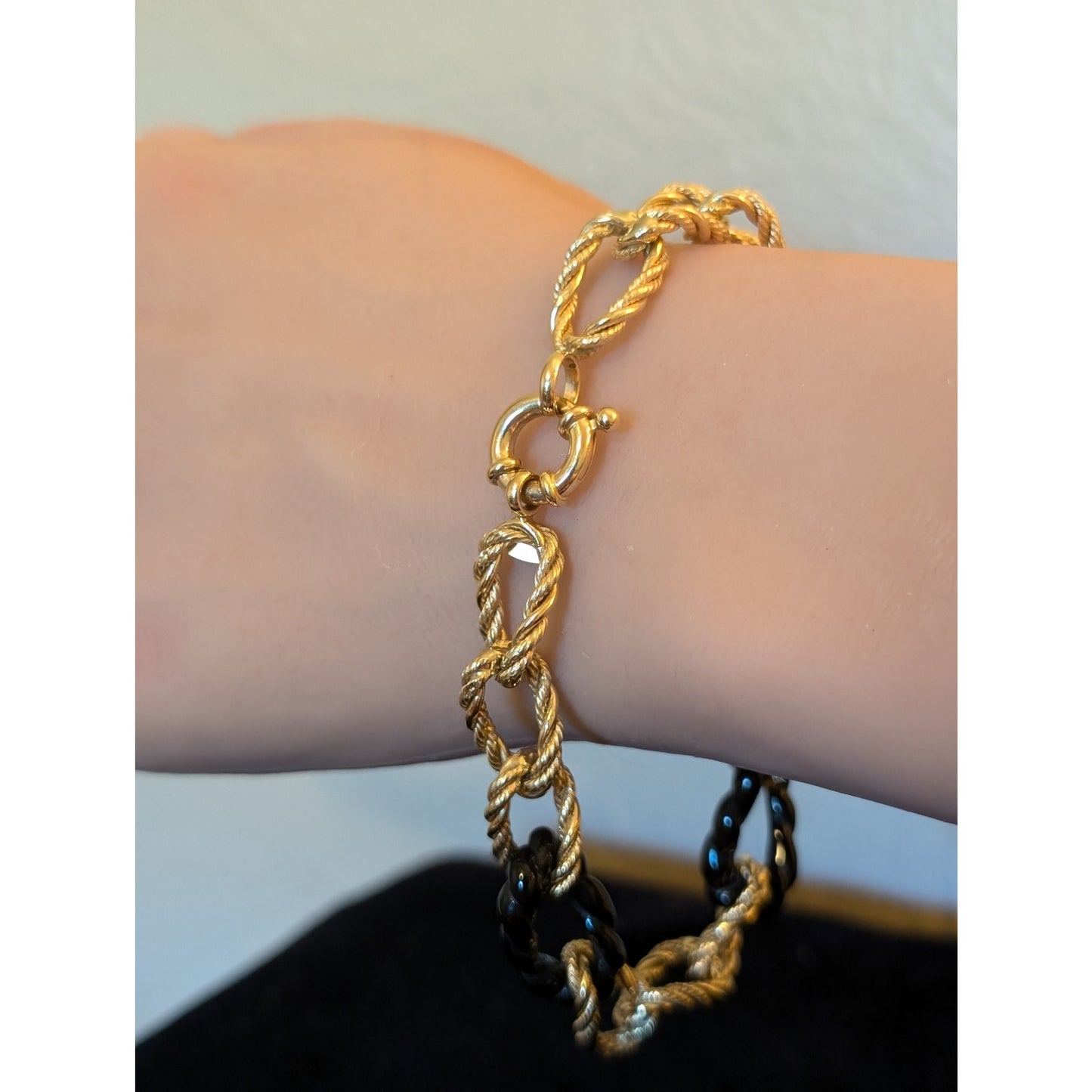14k Twisted Gold & Black Chain Link Bracelet w/ Mariner's Clasp
