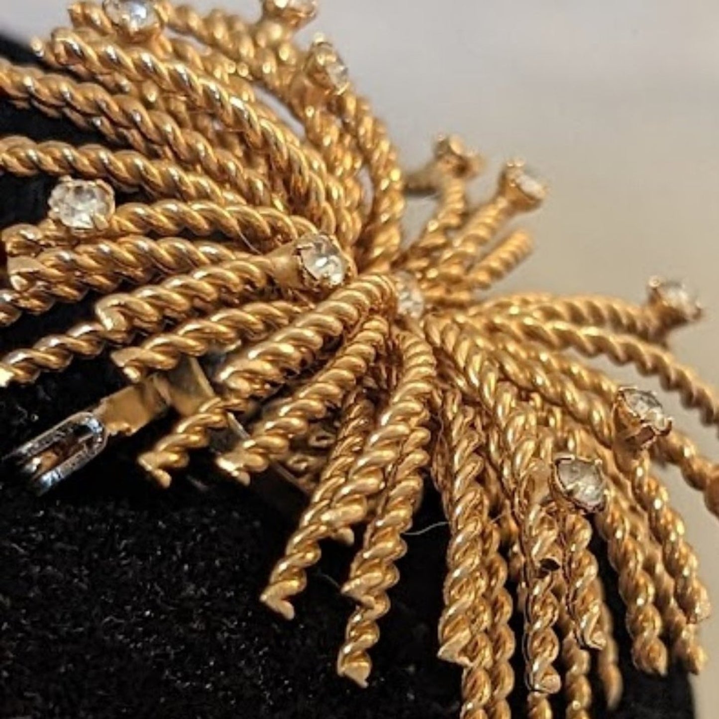 Vintage 1950s Unsigned Bergere Starburst Fireworks Brooch
