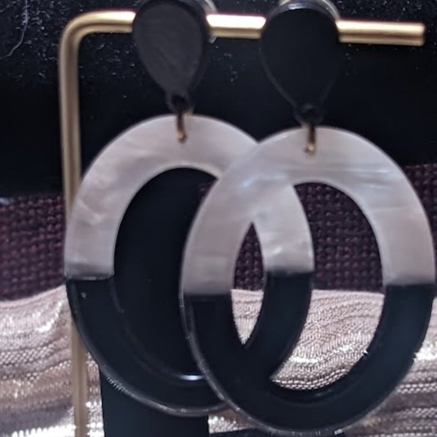 Vintage 70s Mod Black and White Acrylic Drop Post Earrings