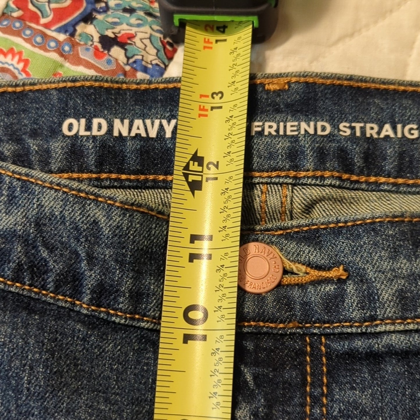 Old Navy NWT Distressed Cuffed Boyfriend Straight Jean Women's Size 14