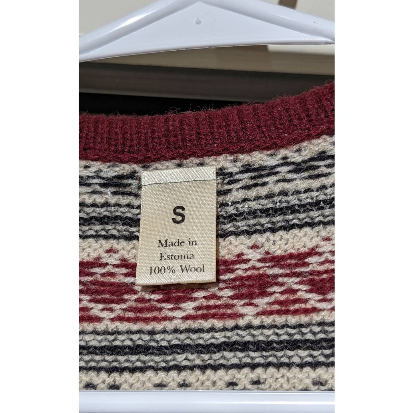 Dia Bristol, Vermont 100% Wool Knit Hook & Eye Closure Made in Estonia Sz S