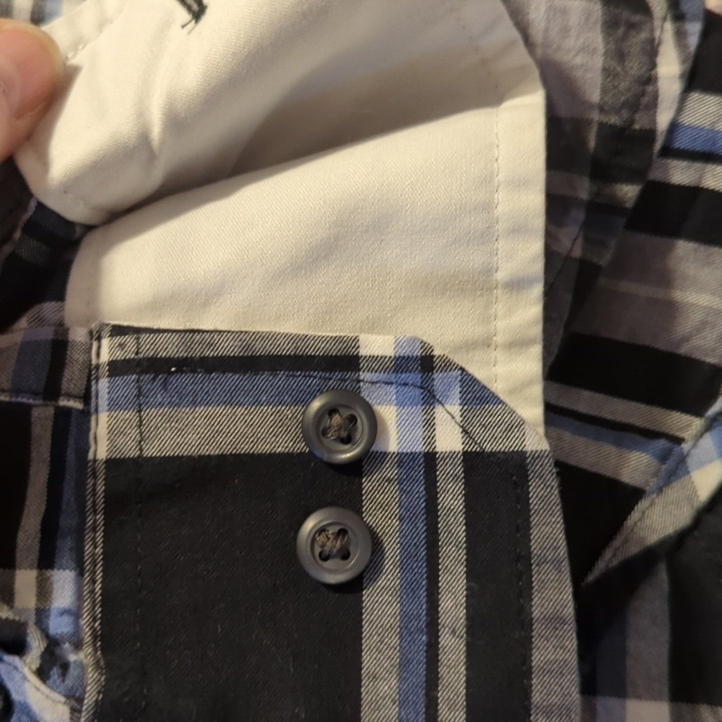 Izod Black Plaid 100% Cotton Casual Button Down Shirt Men's Size M