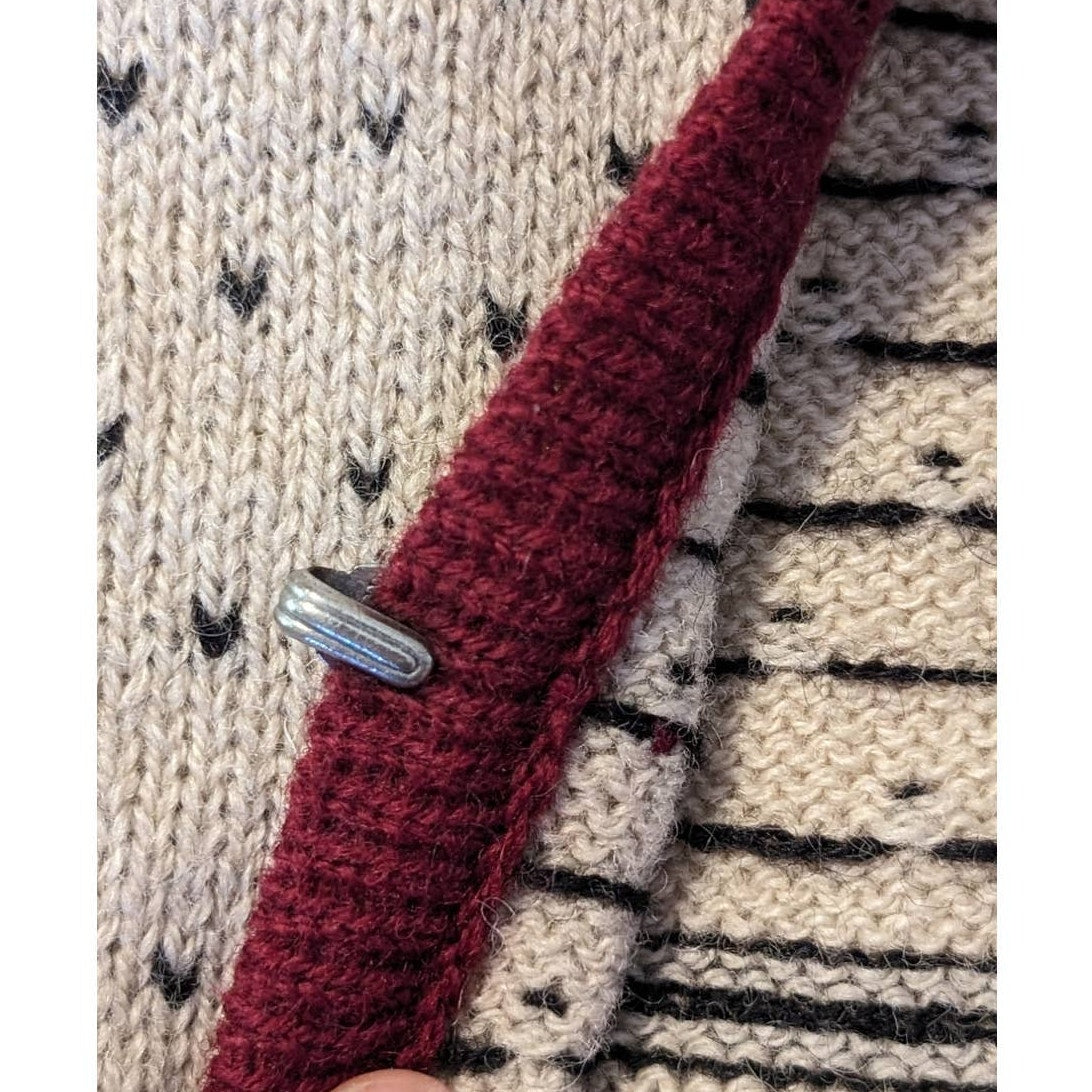 Dia Bristol, Vermont 100% Wool Knit Hook & Eye Closure Made in Estonia Sz S