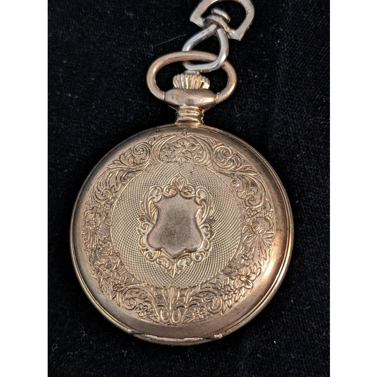 MAJESTRON Vintage Gold Tone Quartz Pocket Watch
