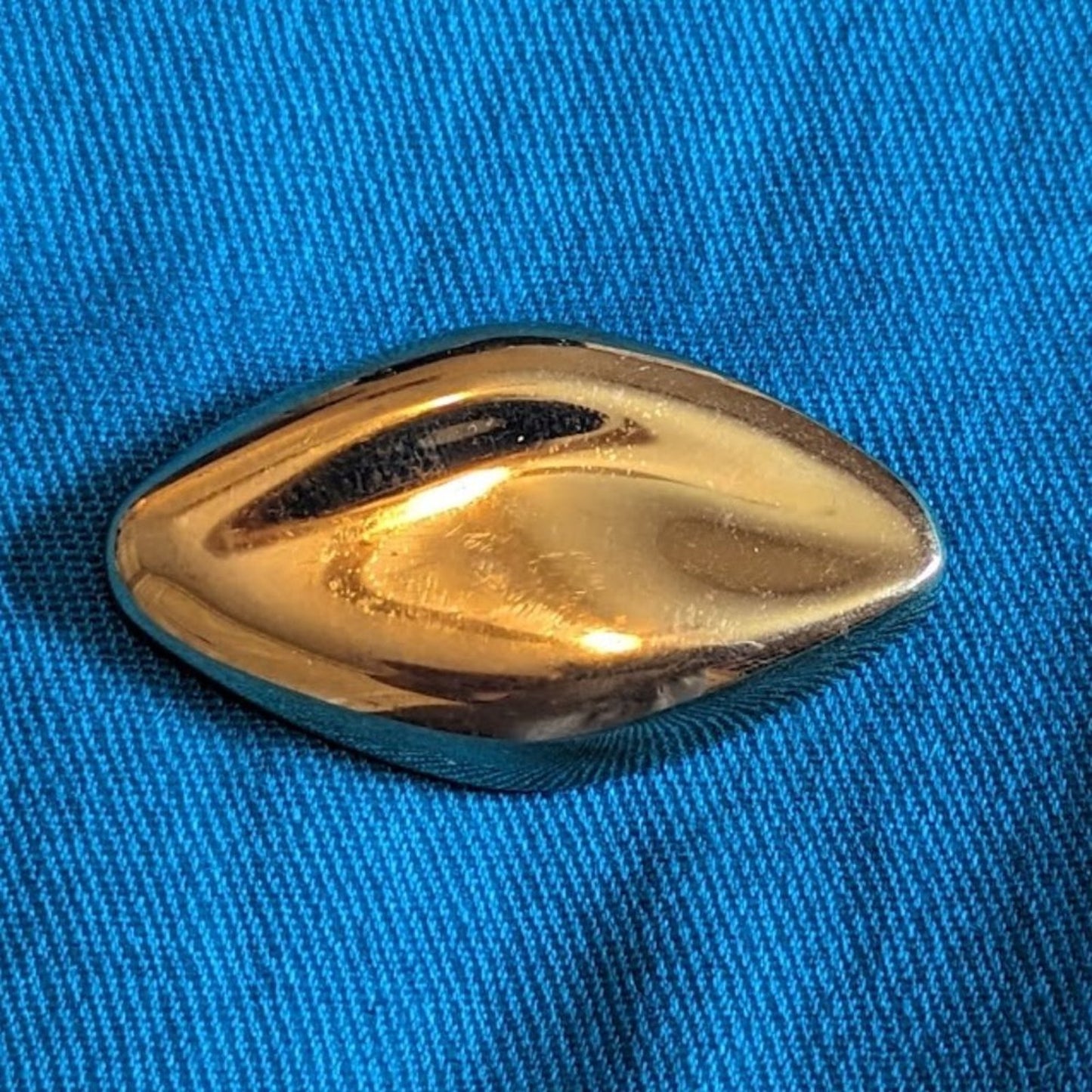 Monet Vintage Signed Abstract Polished Gold Tone Brooch