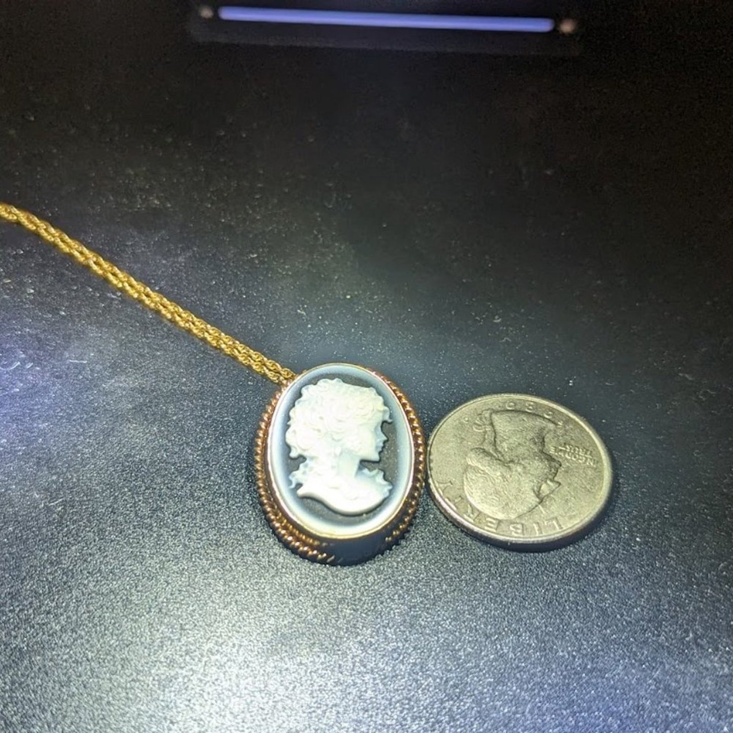 Vintage Antique Estate Cameo Pendant/Brooch Set in 14k on 14k Gold Chain