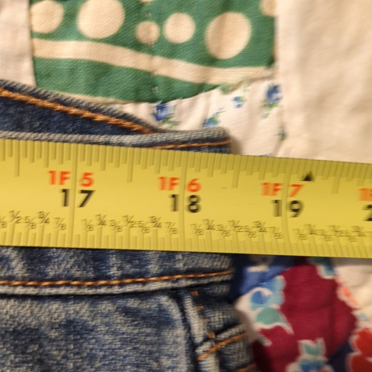 Old Navy NWT Distressed Cuffed Boyfriend Straight Jean Women's Size 14