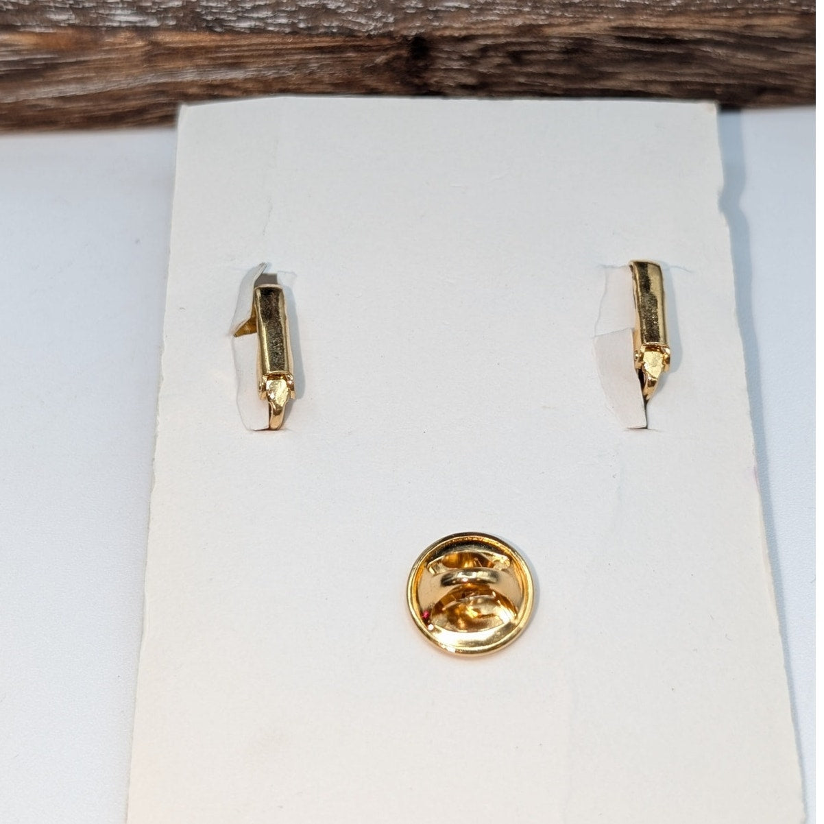 Mixed Lot of Christmas Joy Lapel Pin & Christmas Wreath Clip On Earrings NWT