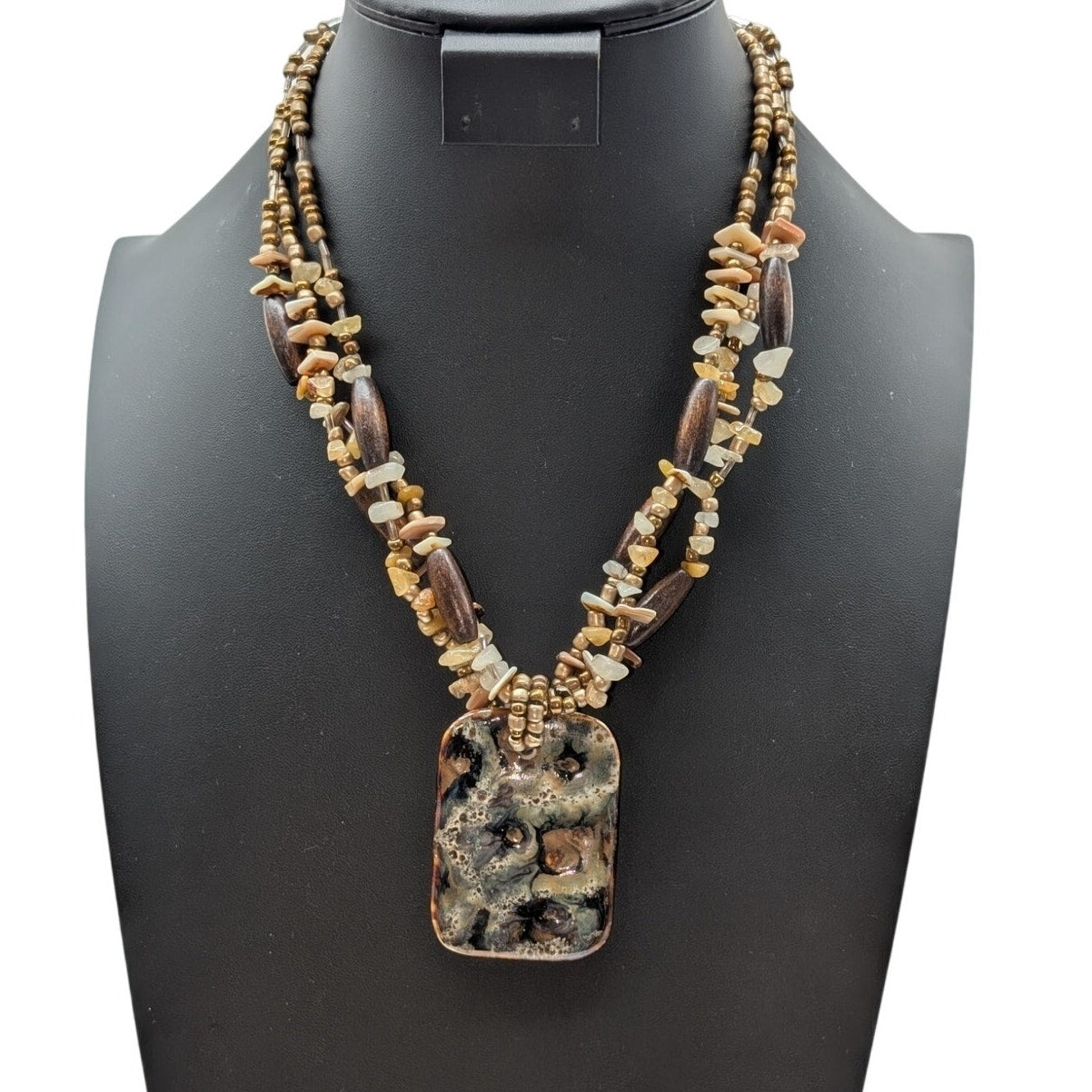 Vtg Cg Gold Tone Wood Stone Glass Pendant Triple Strand Bead Necklace