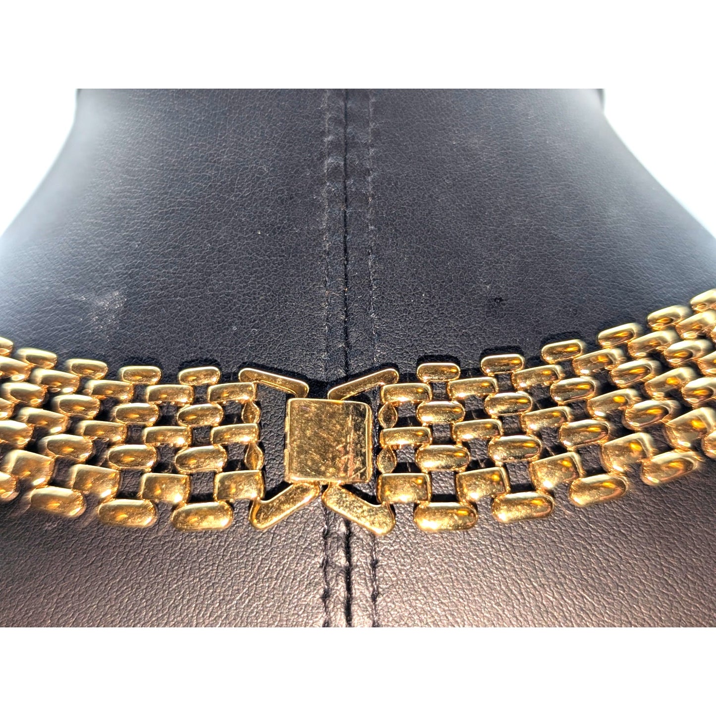 Vintage Gold Tone 3/4" Wide Basket Weave Chain Collar Necklace