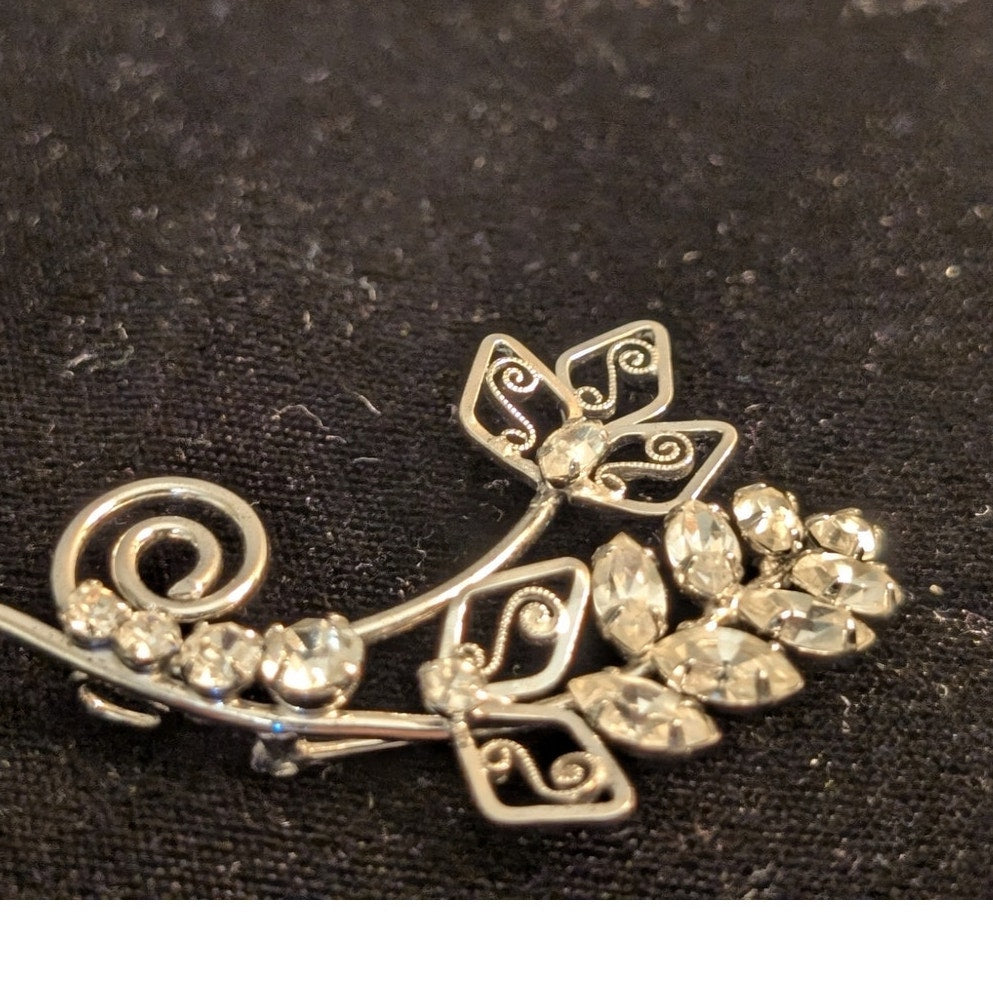 Vintage Tru Kay Sterling Marquis Cut Rhinestone Leaf Scroll Brooch/Pendant