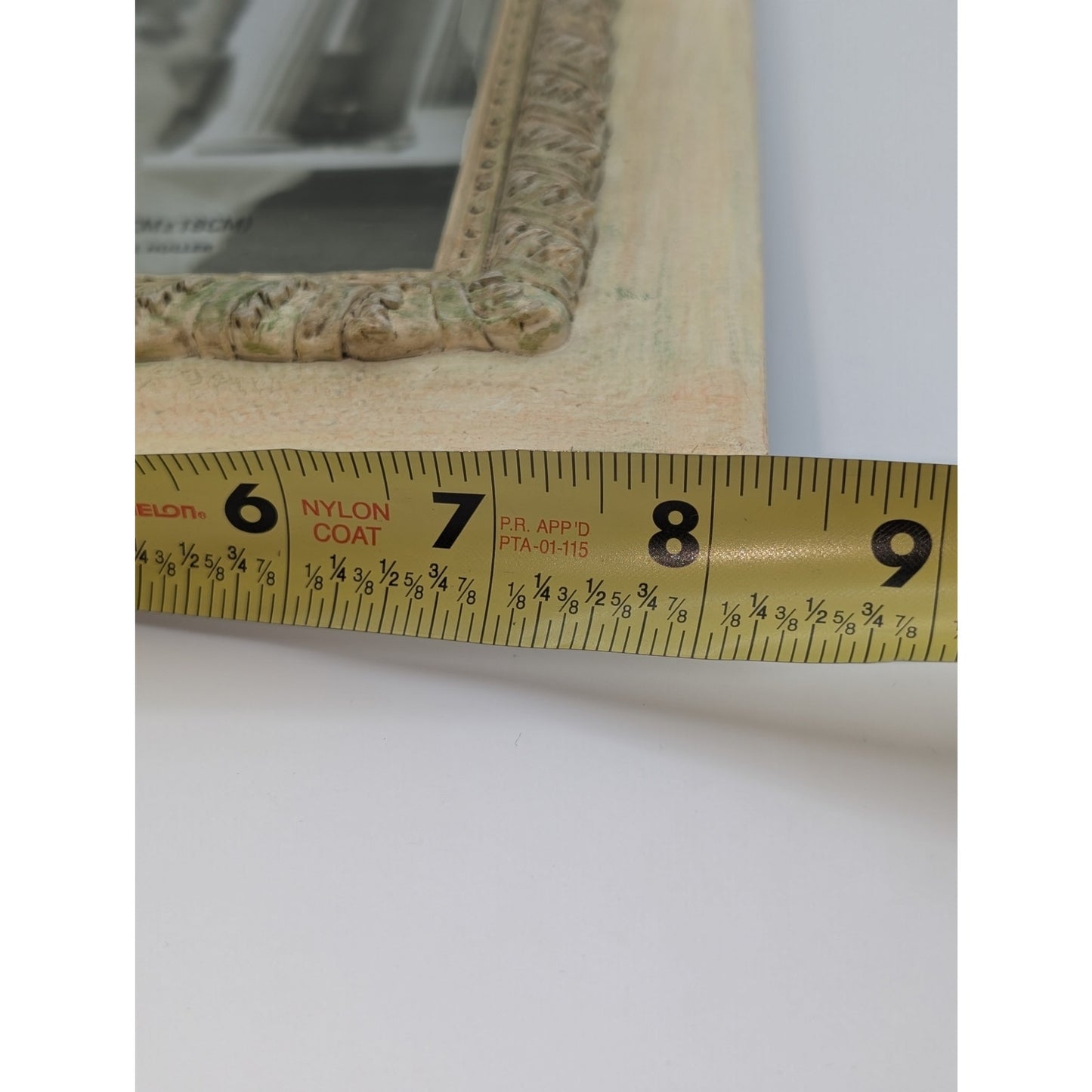 Vintage Antiqued Cream W/ Slight Green Tint 5"X7" Photo Frame
