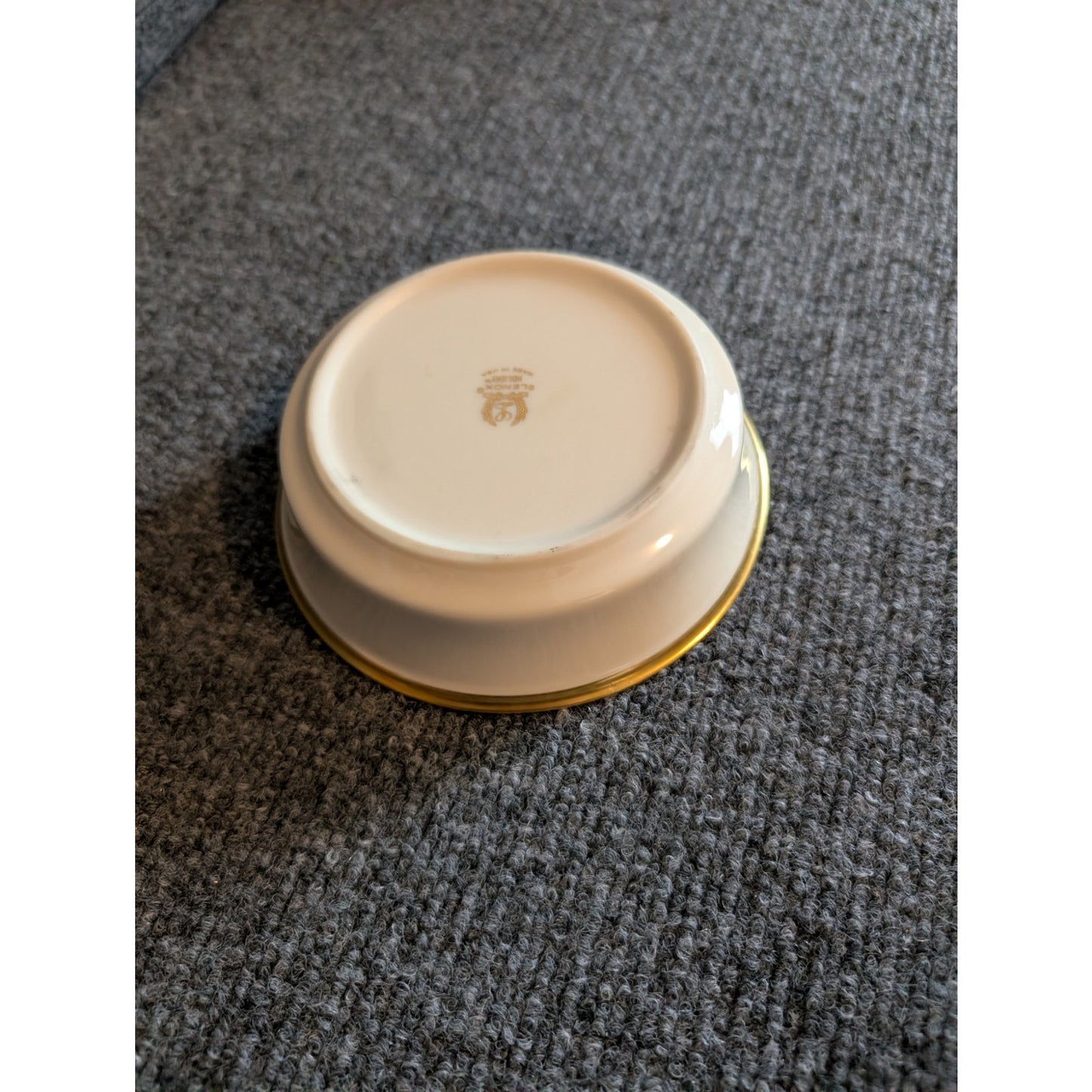 Lenox Special Holly & Berry Holiday Ivory Bowl W/ Gold Rim