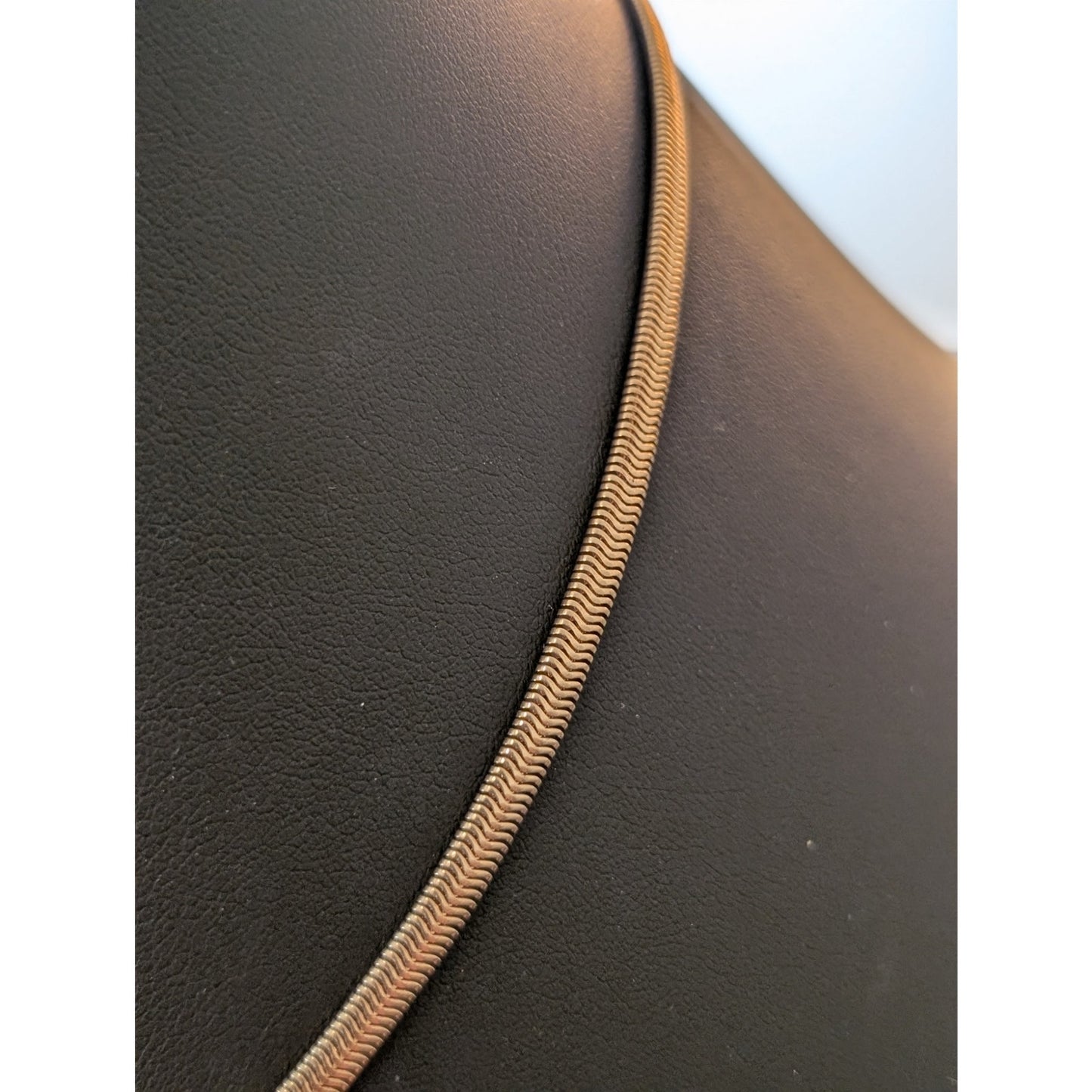 Gold Tone Flat 18" 4mm Herringbone Slinky Chain Necklace
