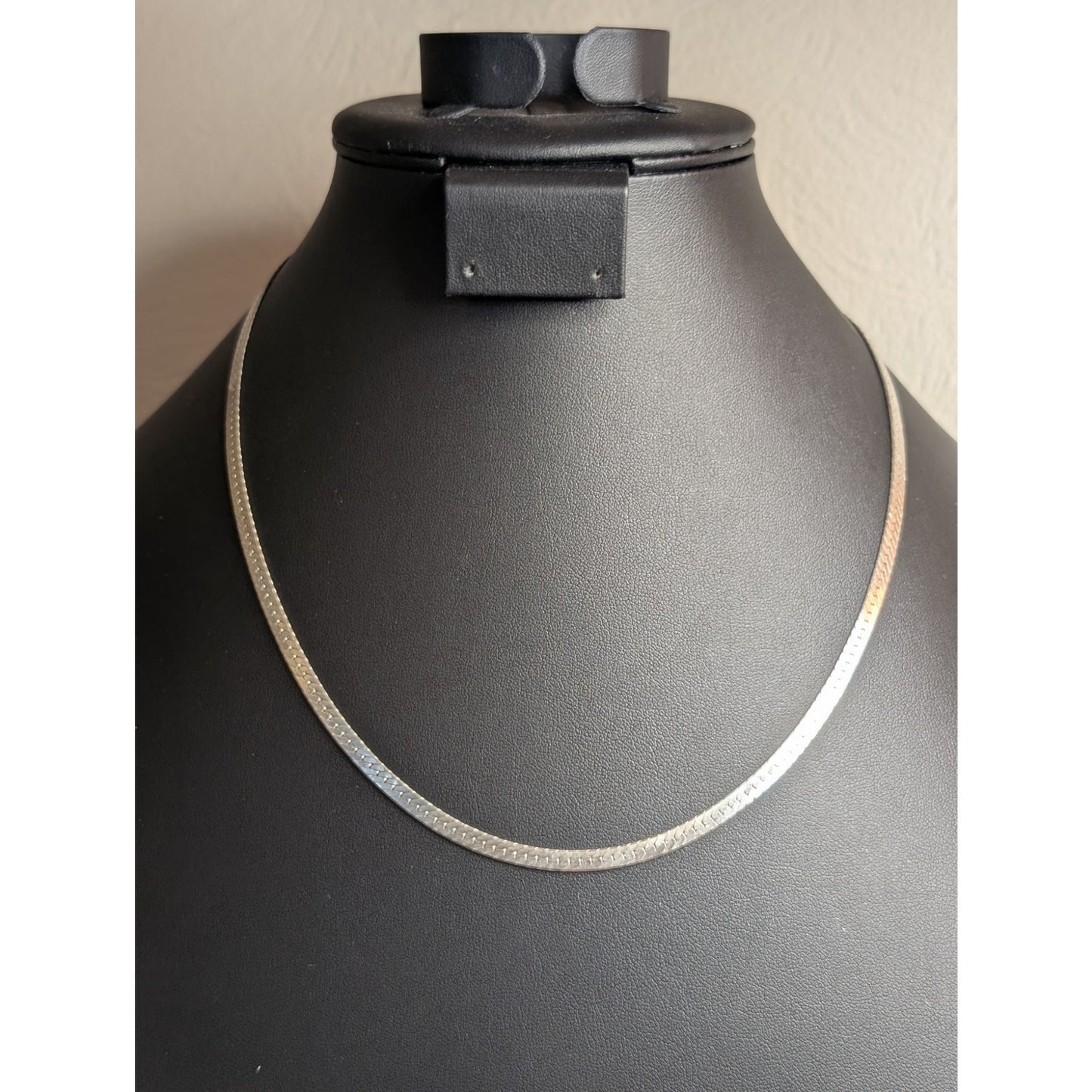 VTG 925 Italy Sterling Silver 4mm Herringbone 20" Chain W/ Lobster Claw Clasp