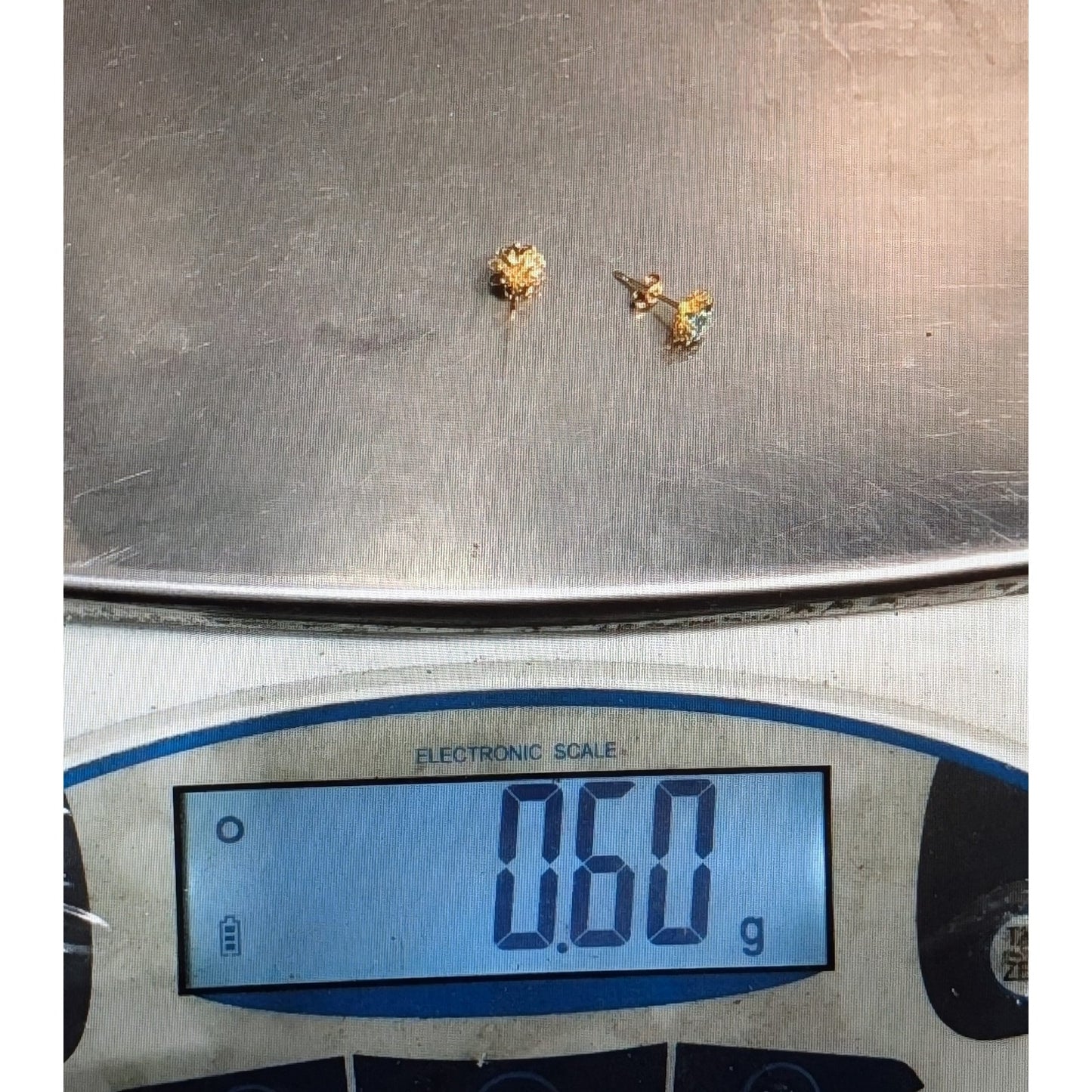 14k Yellow Gold Blue Spinel Delicate Floral Stud Earrings