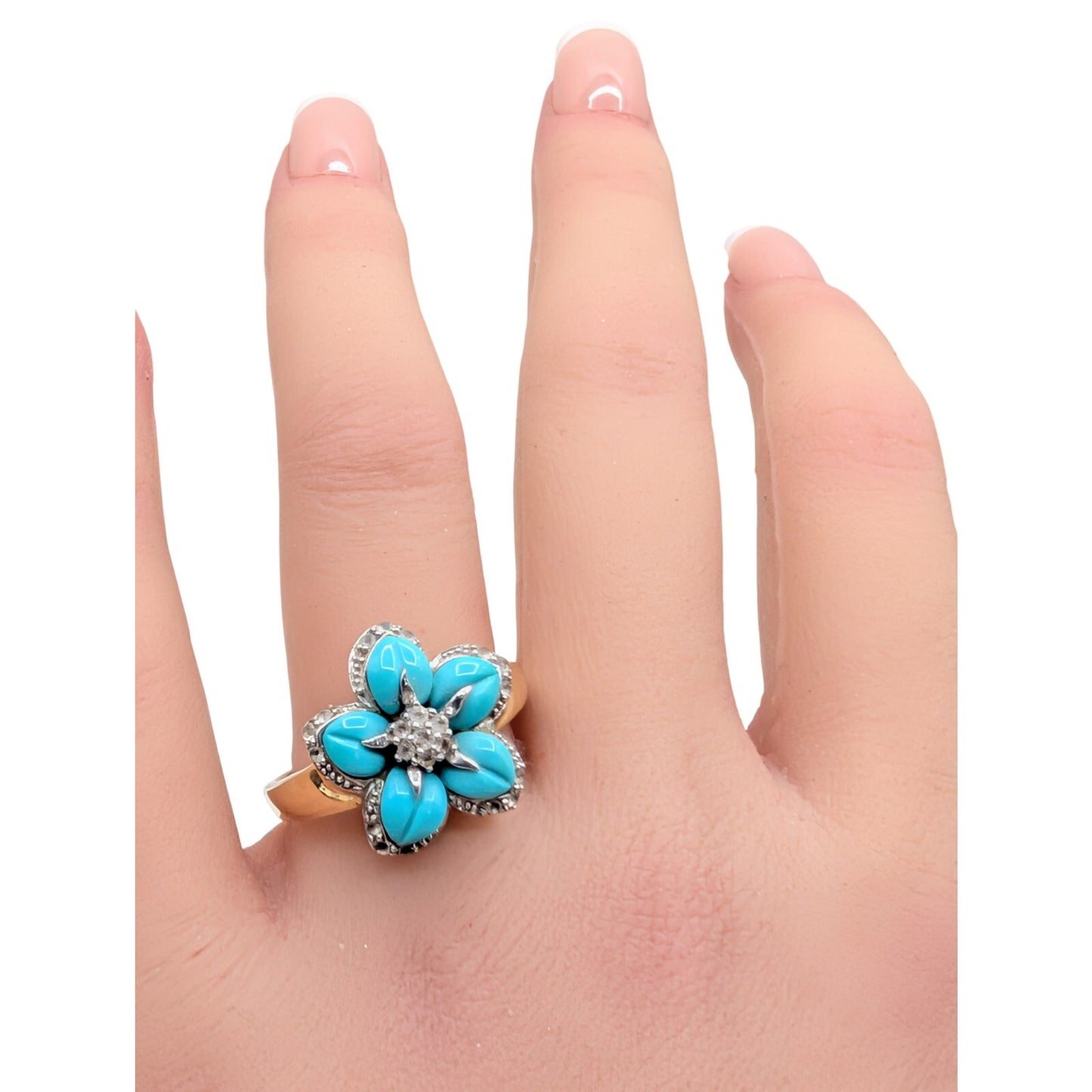 14KT Yellow Gold Carved Turquoise & Diamond Flower Ring Size 9.5