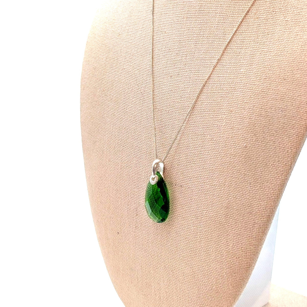 925 Sterling Silver Green Faceted Crystal Teardrop Pendant 18.5" Necklace