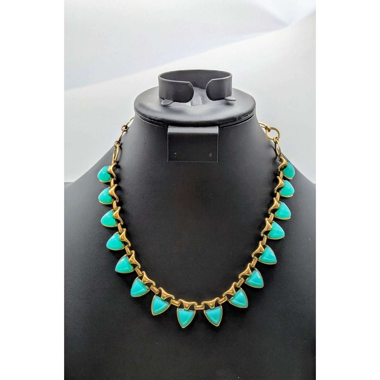 Stella & Dot Turquoise Color Egyptian Vibe Gold Tone Metal 19" Necklace