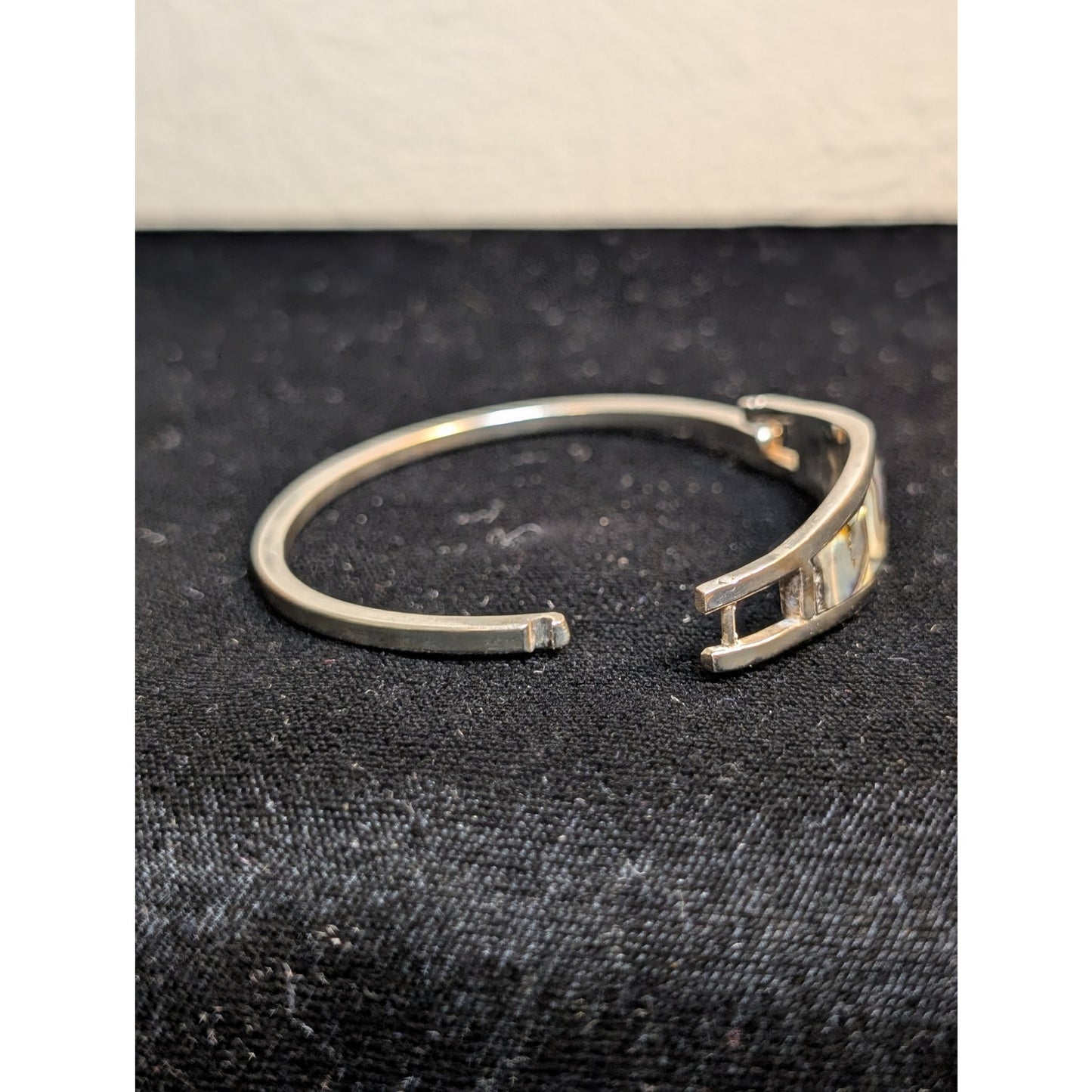 Vintage Taxco 925 Sterling Silver Abalone Inlay Hinged Bangle Bracelet