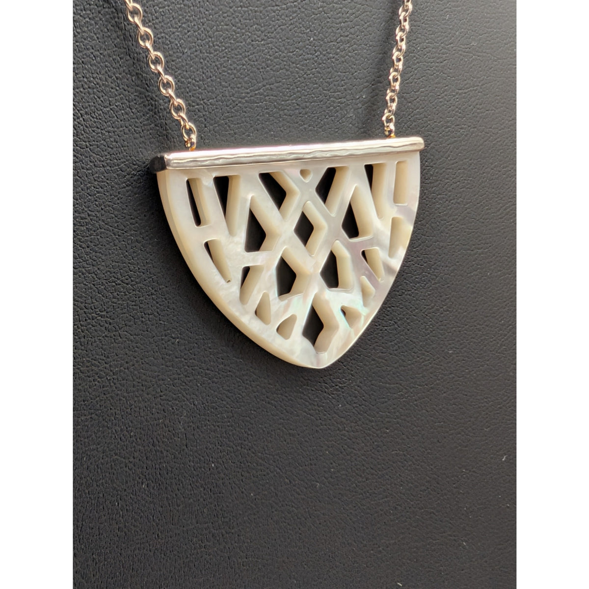 SILPADA Gleamcatcher 925 Sterling Silver Hand Carved Mother of Pearl Necklace