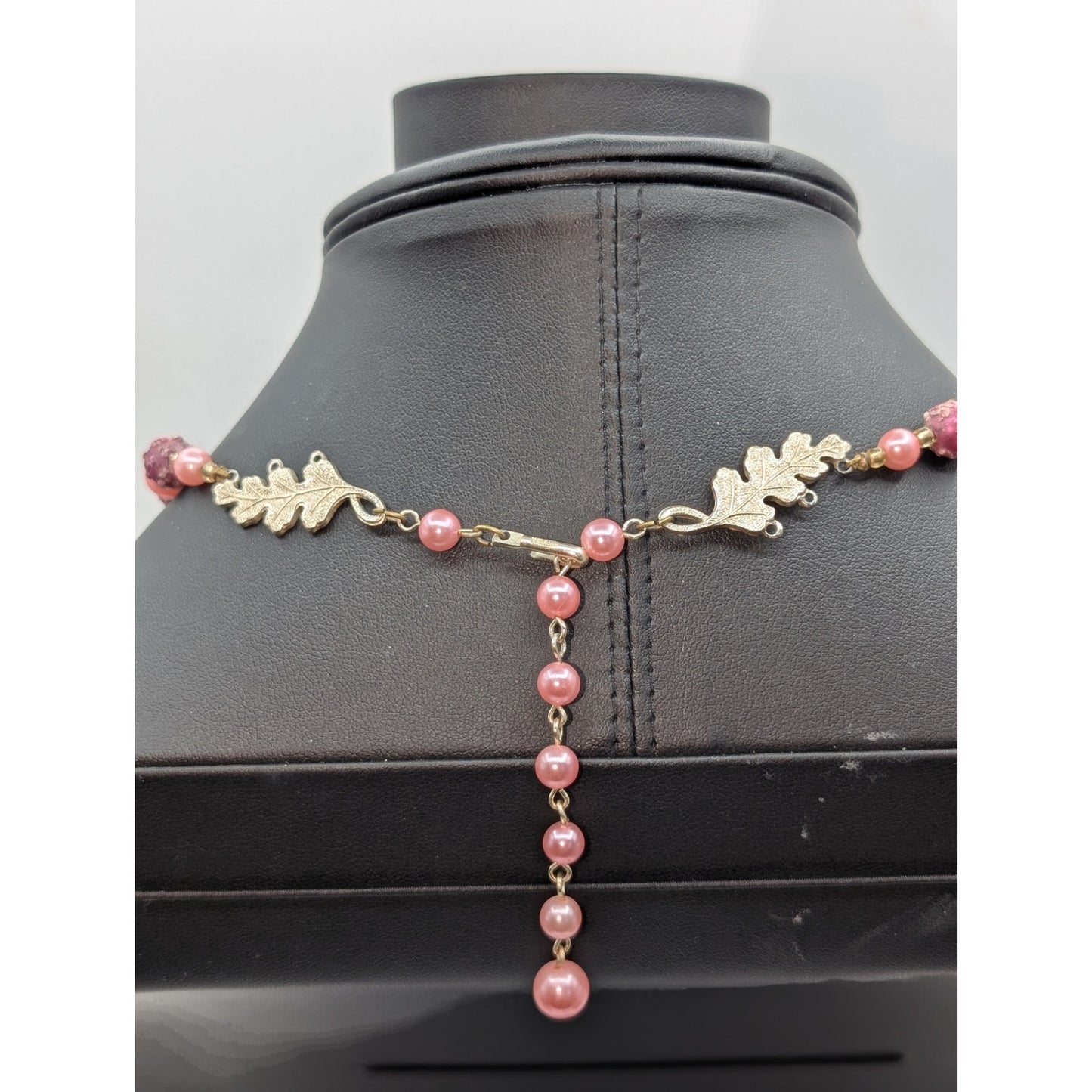 Vintage Pink Faux Pearl Burgundy Textured Bead Hook Clasp 17"-20" Necklace