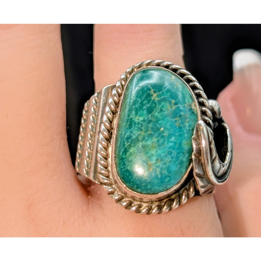 Vintage Turquoise Unmarked Sterling Silver Curved Leaf Chunky Ring Size 9.5