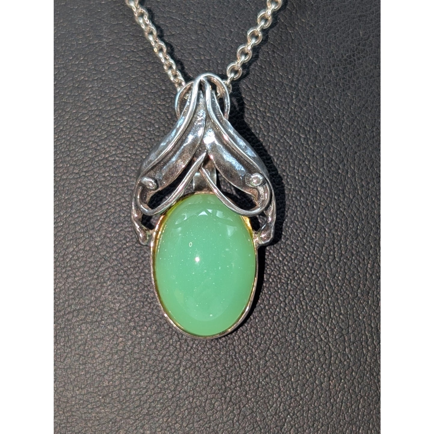 Vintage Sterling Silver Green Cabochon Pendant 18.5" Chain Necklace