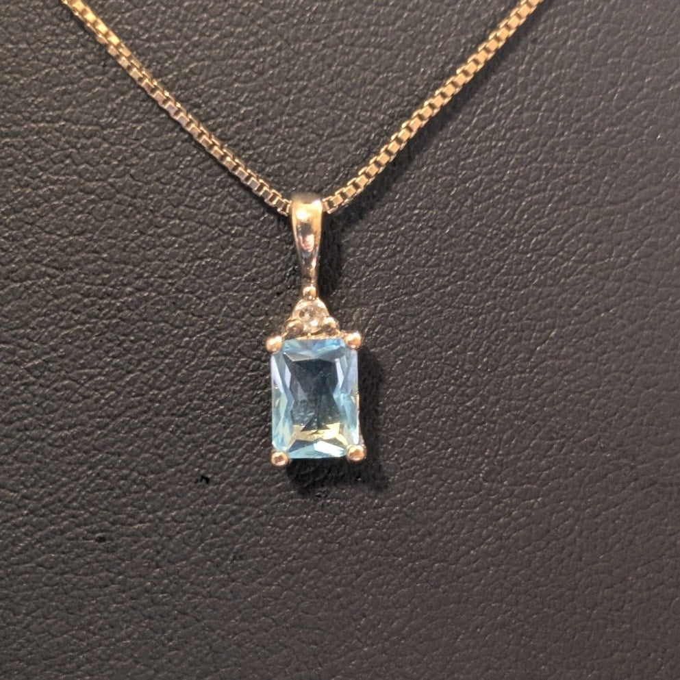 DL 925 Vermeil Sterling Blue Emerald Cut CZ & Round Clear CZ Pendant Necklace