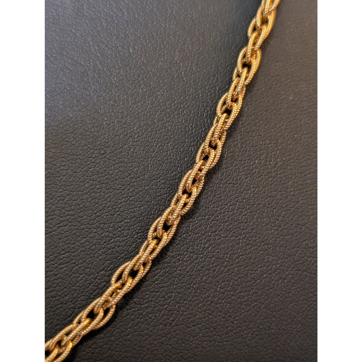 Vintage Signed Monet Textured Gold Tone 28" Necklace