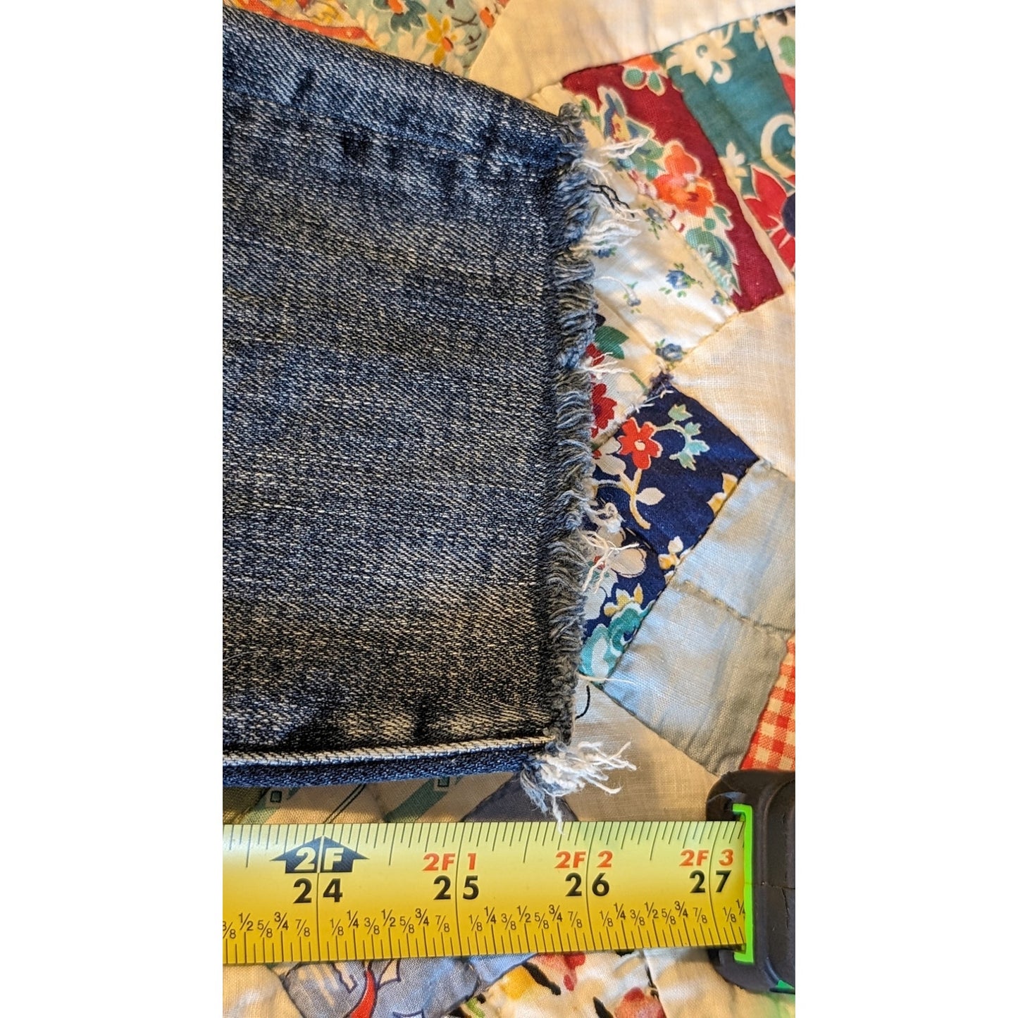 Judy Blue Los Angeles Relaxed Fit Shredded Back Pocket Raw Hem Jean Sz 7/28