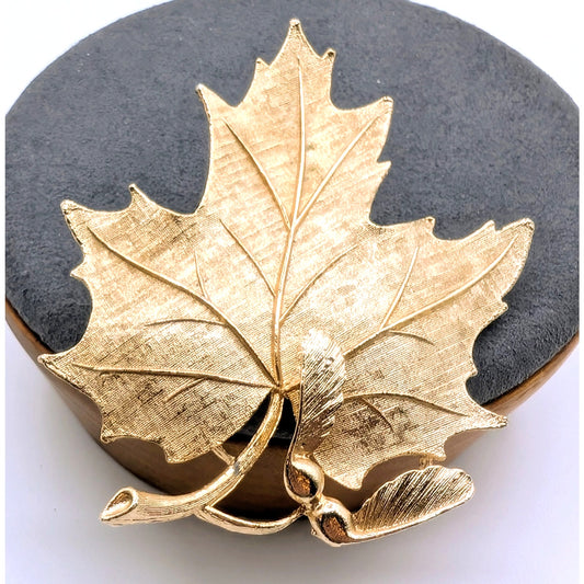 Vintage Signed Lisner Mid Century Brushed Gold Tone Maple Leaf Brooch