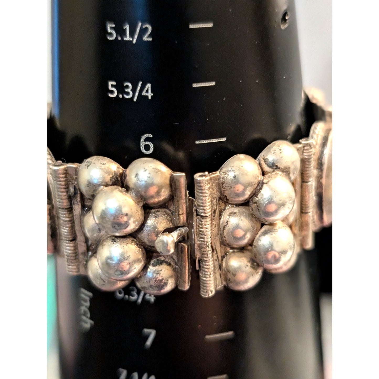 VTG Sculptural Mexican Sterling Silver Hinged Bracelet W/ Striated Agate Stones