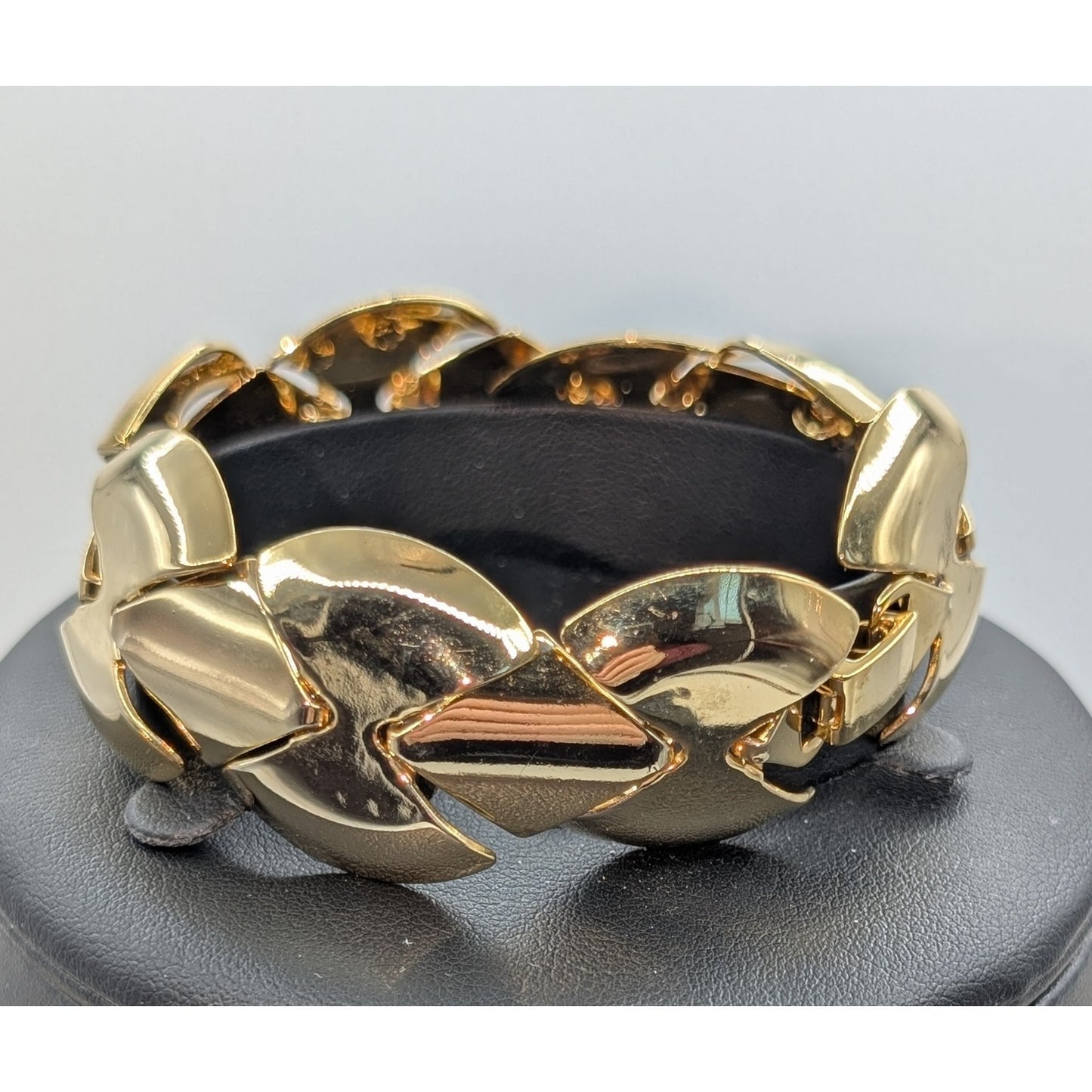 VTG 80s Chunky Gold Tone Segmented Clasp 17" Necklace & Matching Bracelet Set