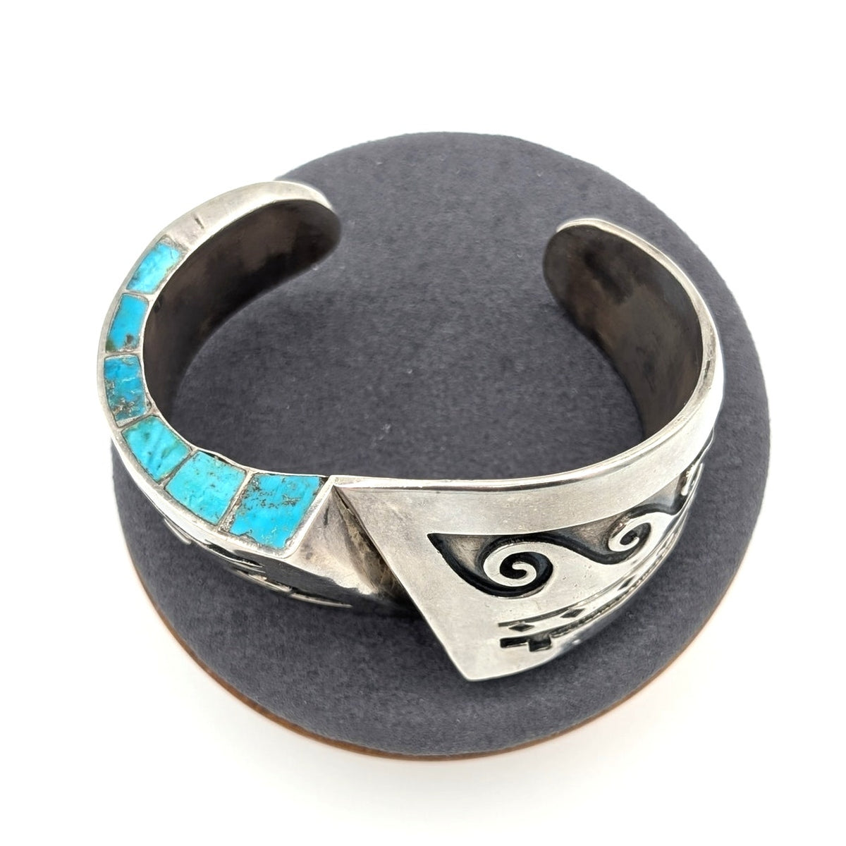 Estate Piece VTG American Navajo Top Bottom Side Inlay Turquoise Sterling Cuff