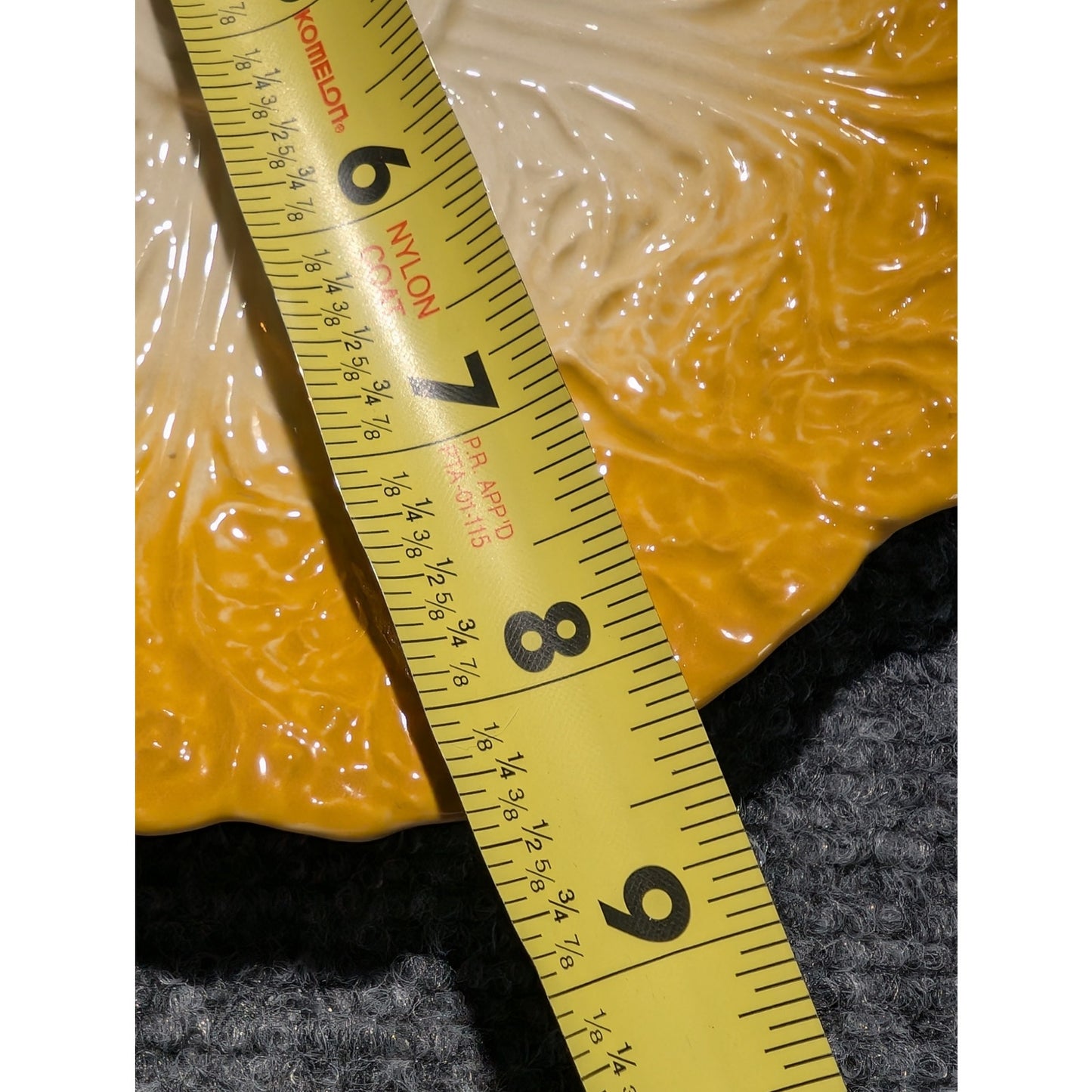 Set of Two Yellow/Golden Cabbage Leaf Plates
