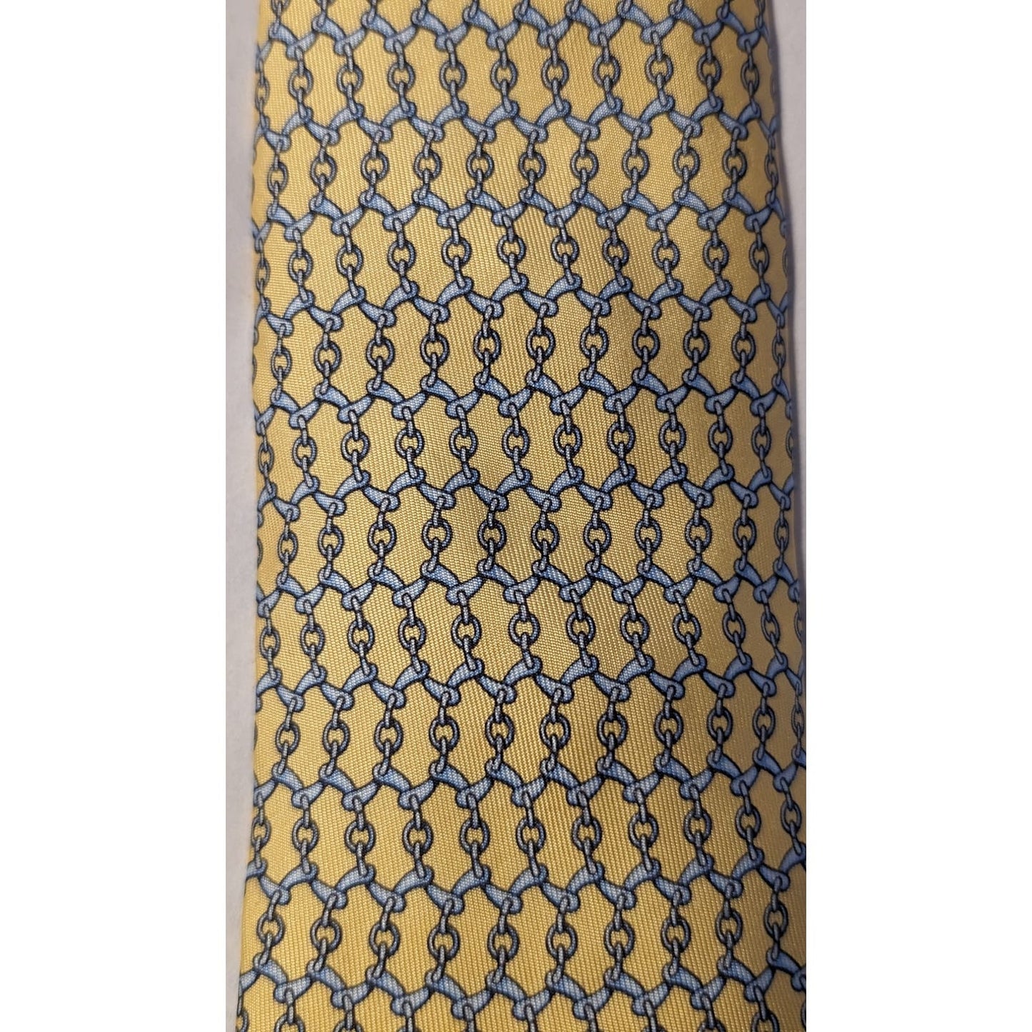 Hermes Paris Vintage 100% Silk Yellow Light Blue Chain Link Design Neck Tie